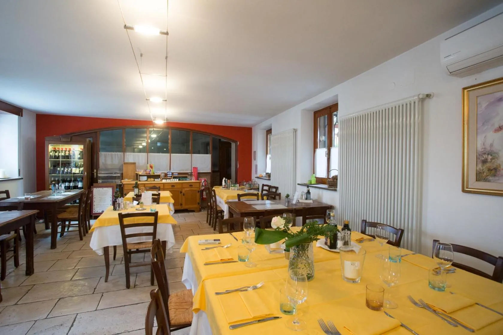 Restaurant/places to eat in Al Bottegon