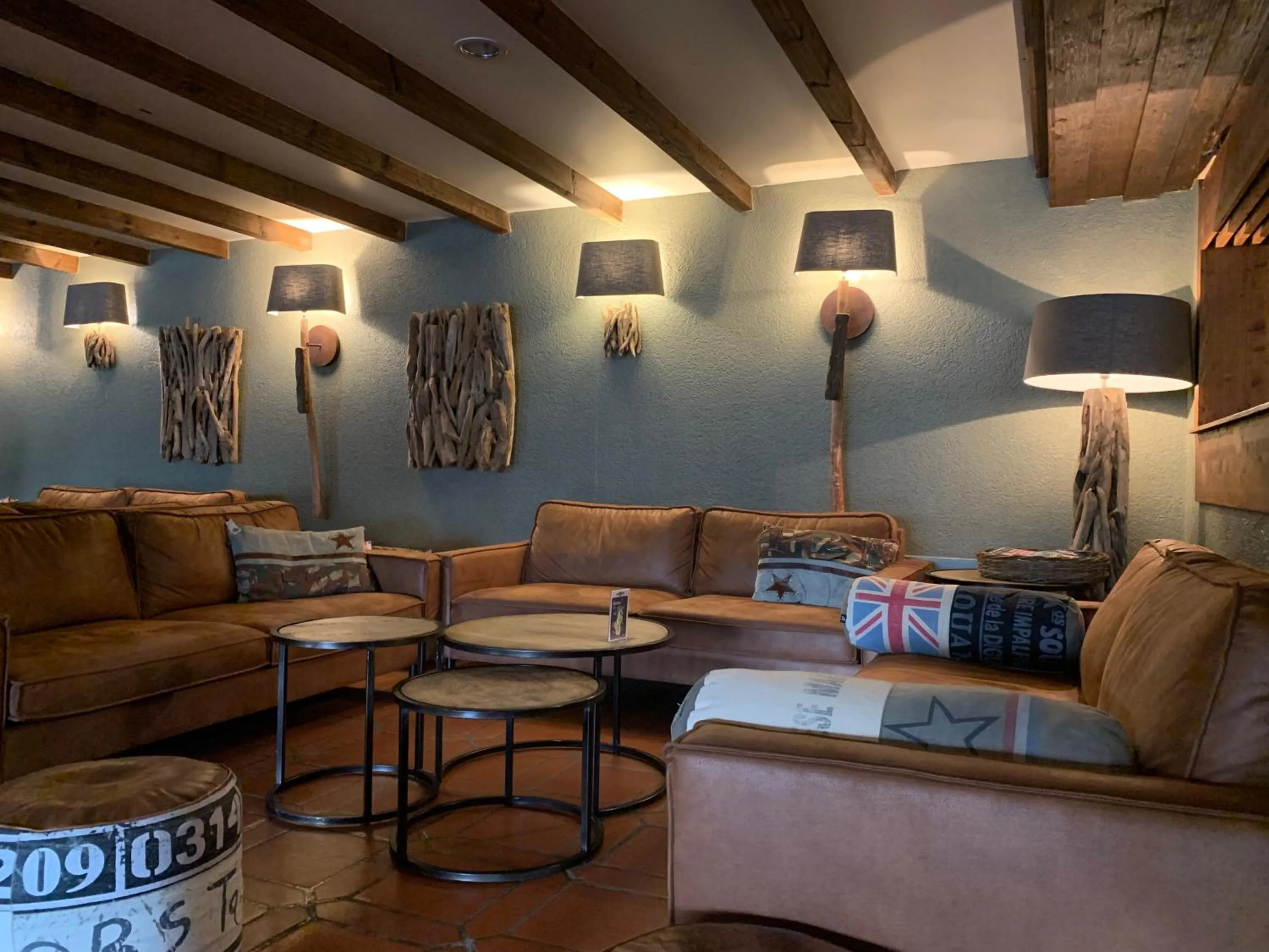 Living room in Champoussin Lodge