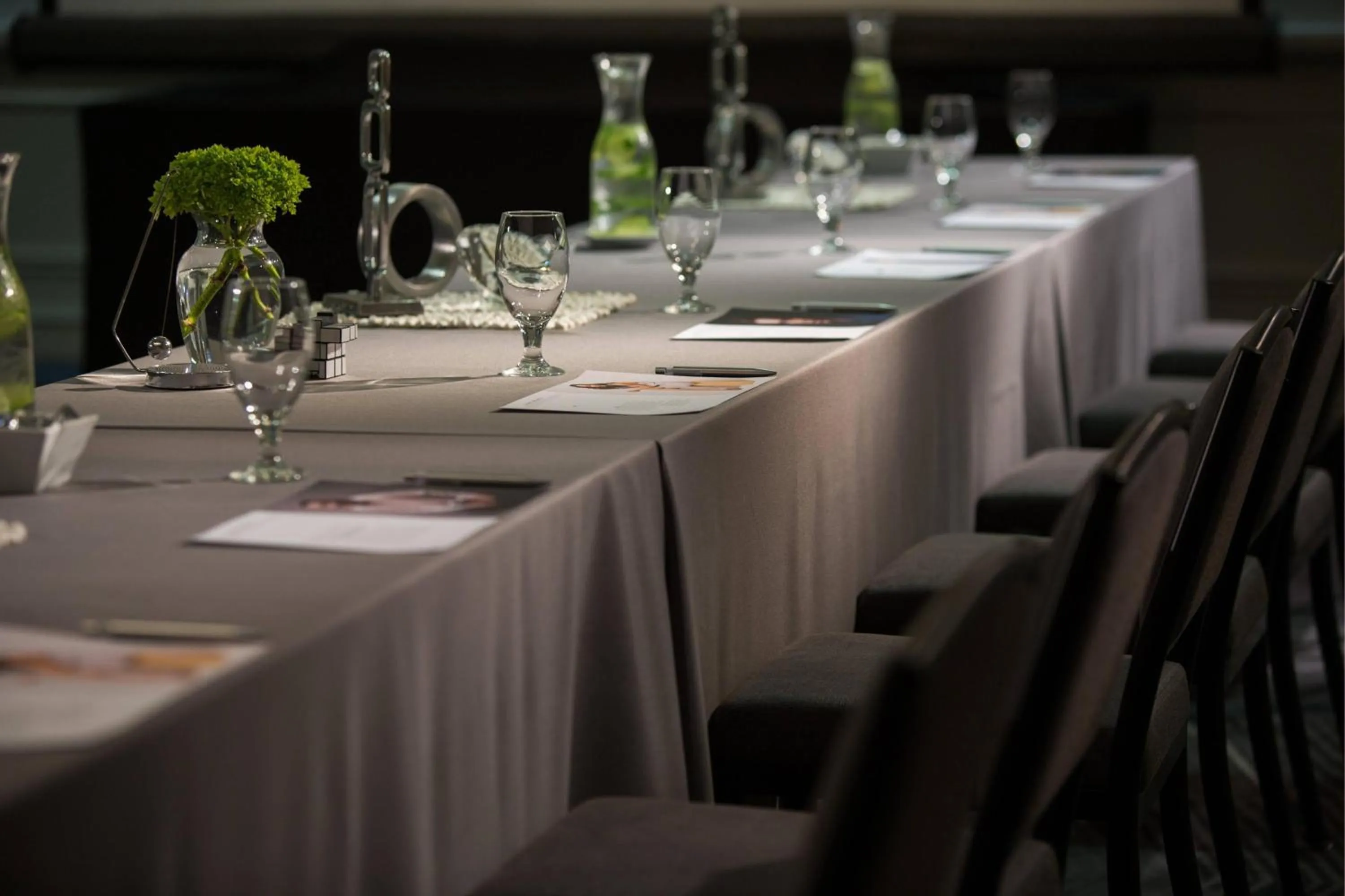 Meeting/conference room in Renaissance Meadowlands Hotel