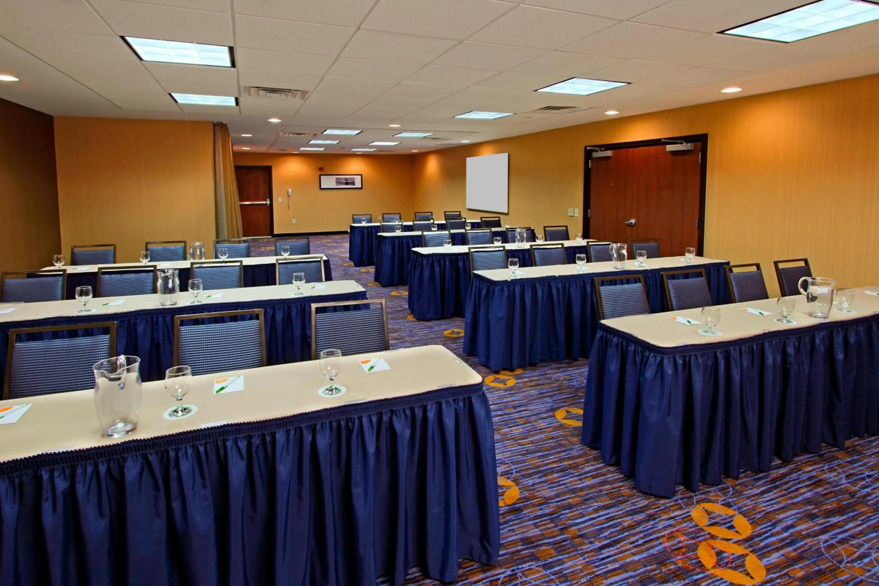 Meeting/conference room in Courtyard Rockaway-Mount Arlington