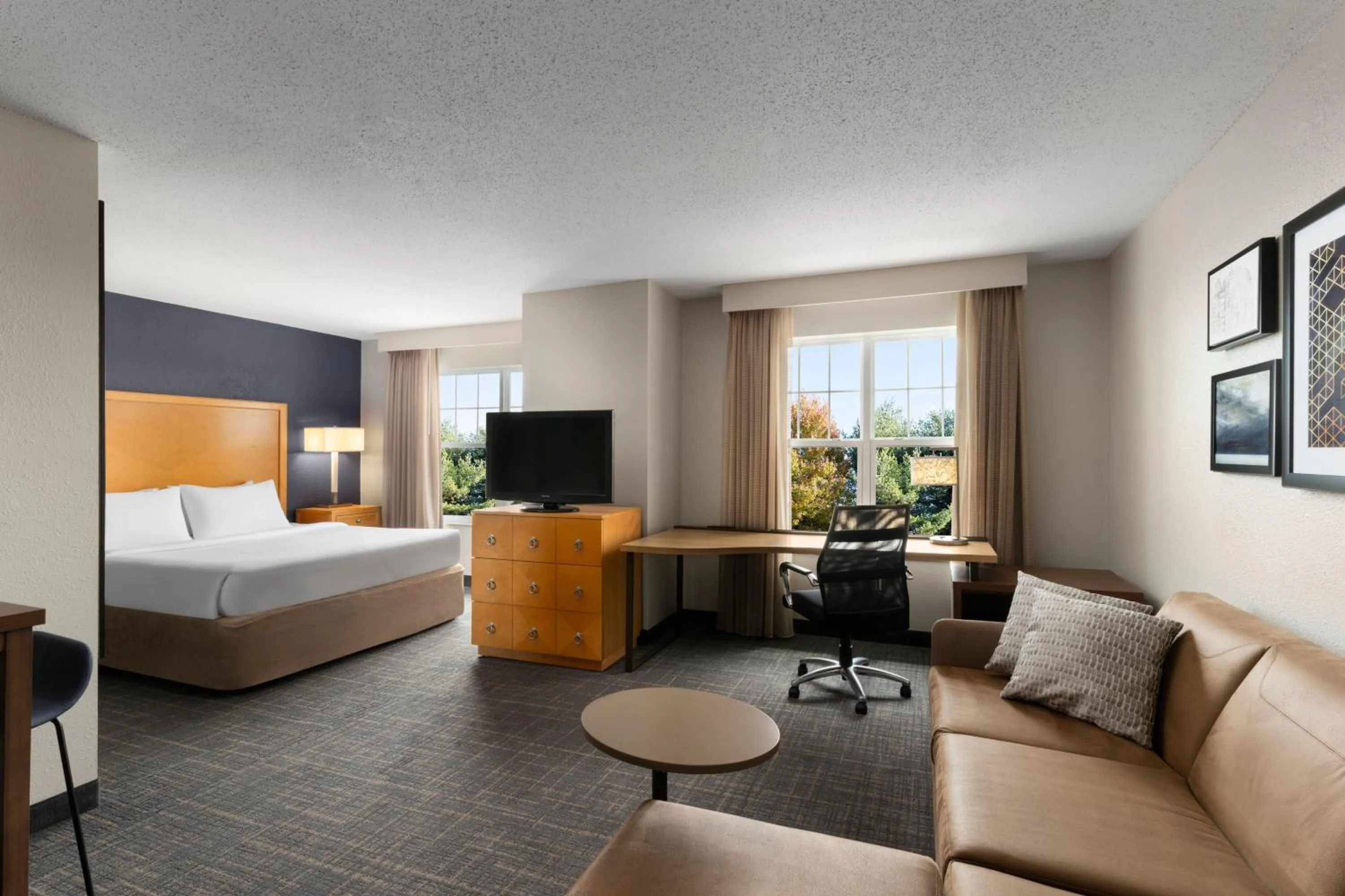 Photo of the whole room, Bed in Residence Inn Neptune at Gateway Center
