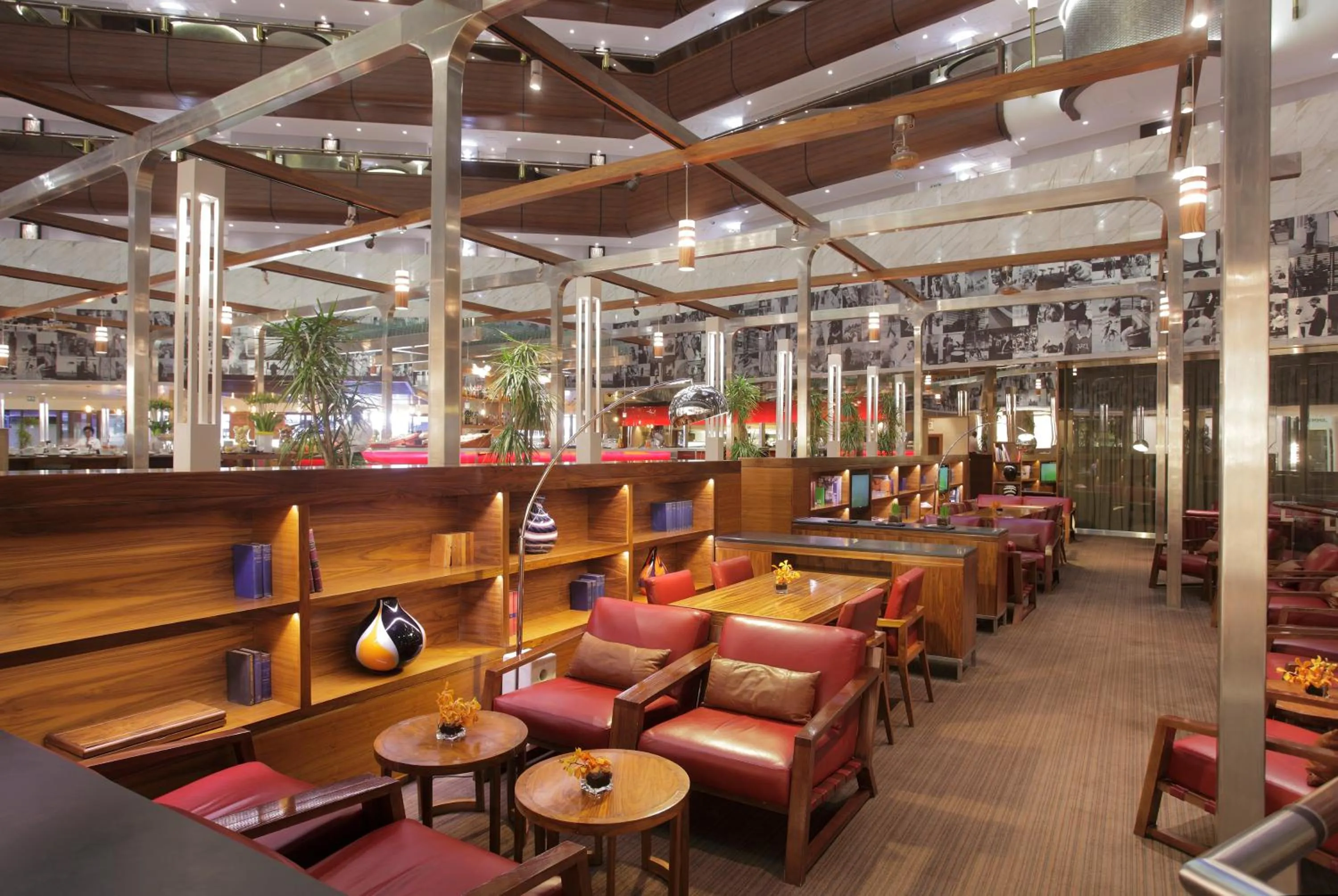 Library in Sandton Sun and Towers