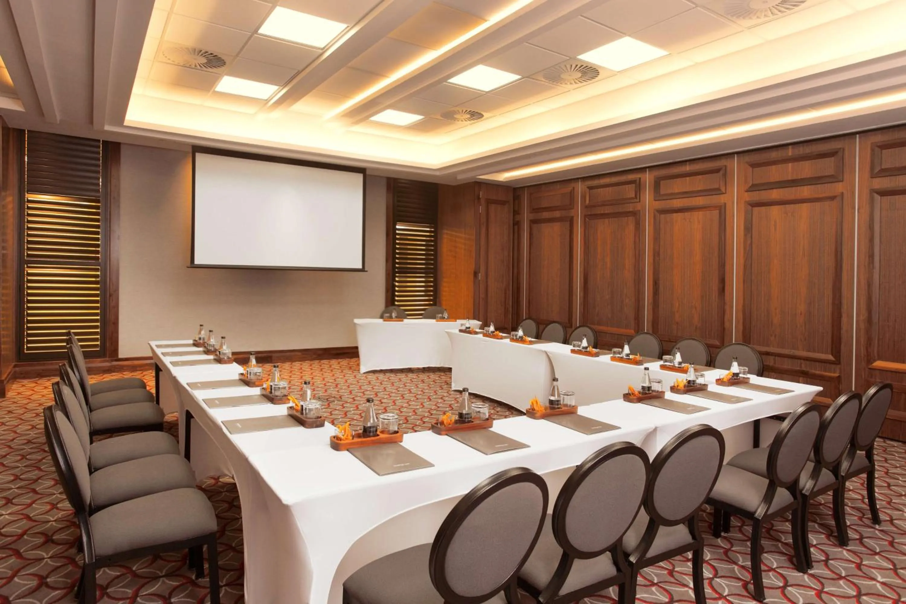 Meeting/conference room in Sandton Sun and Towers