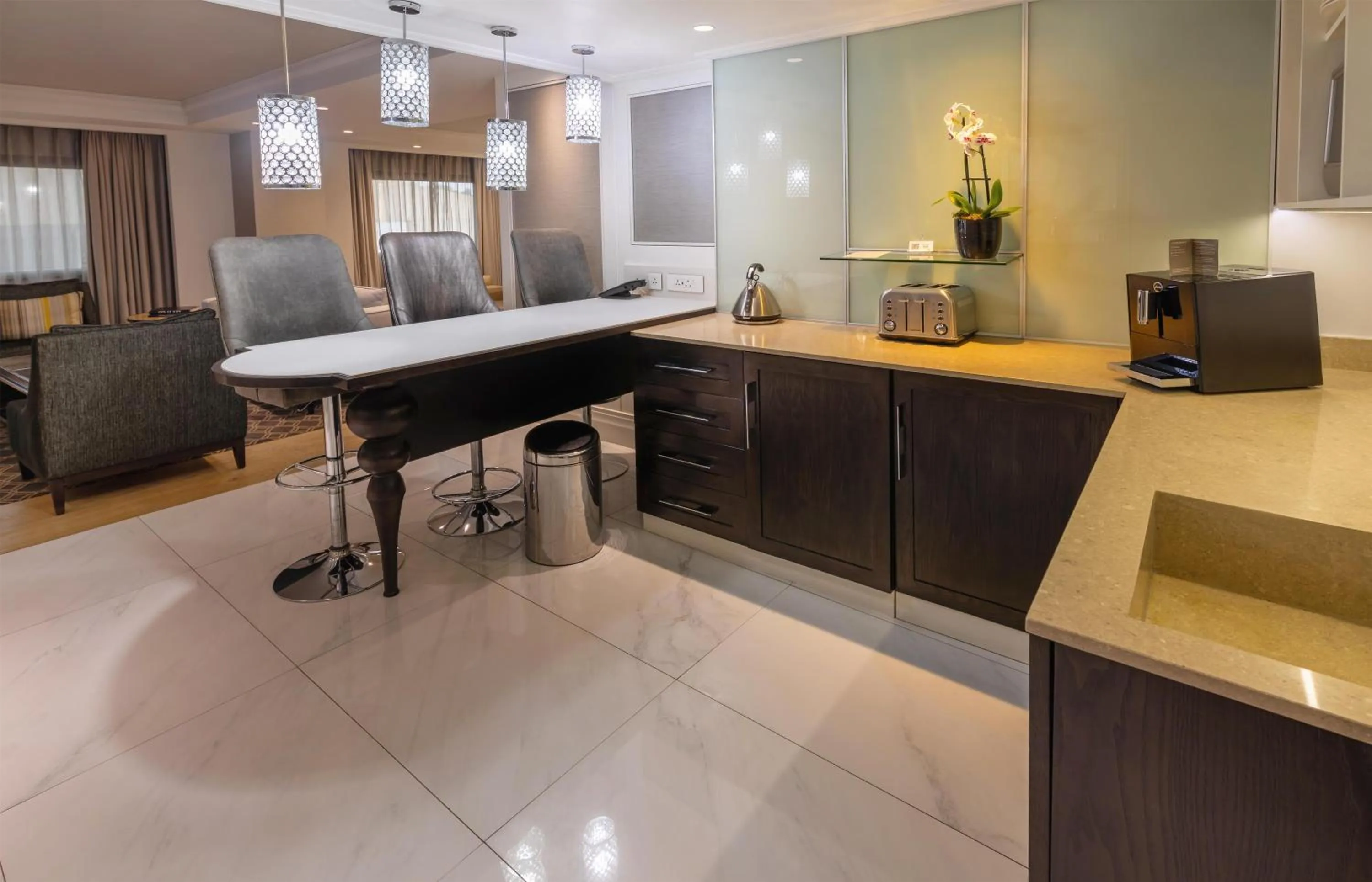 Kitchen or kitchenette in Sandton Sun and Towers