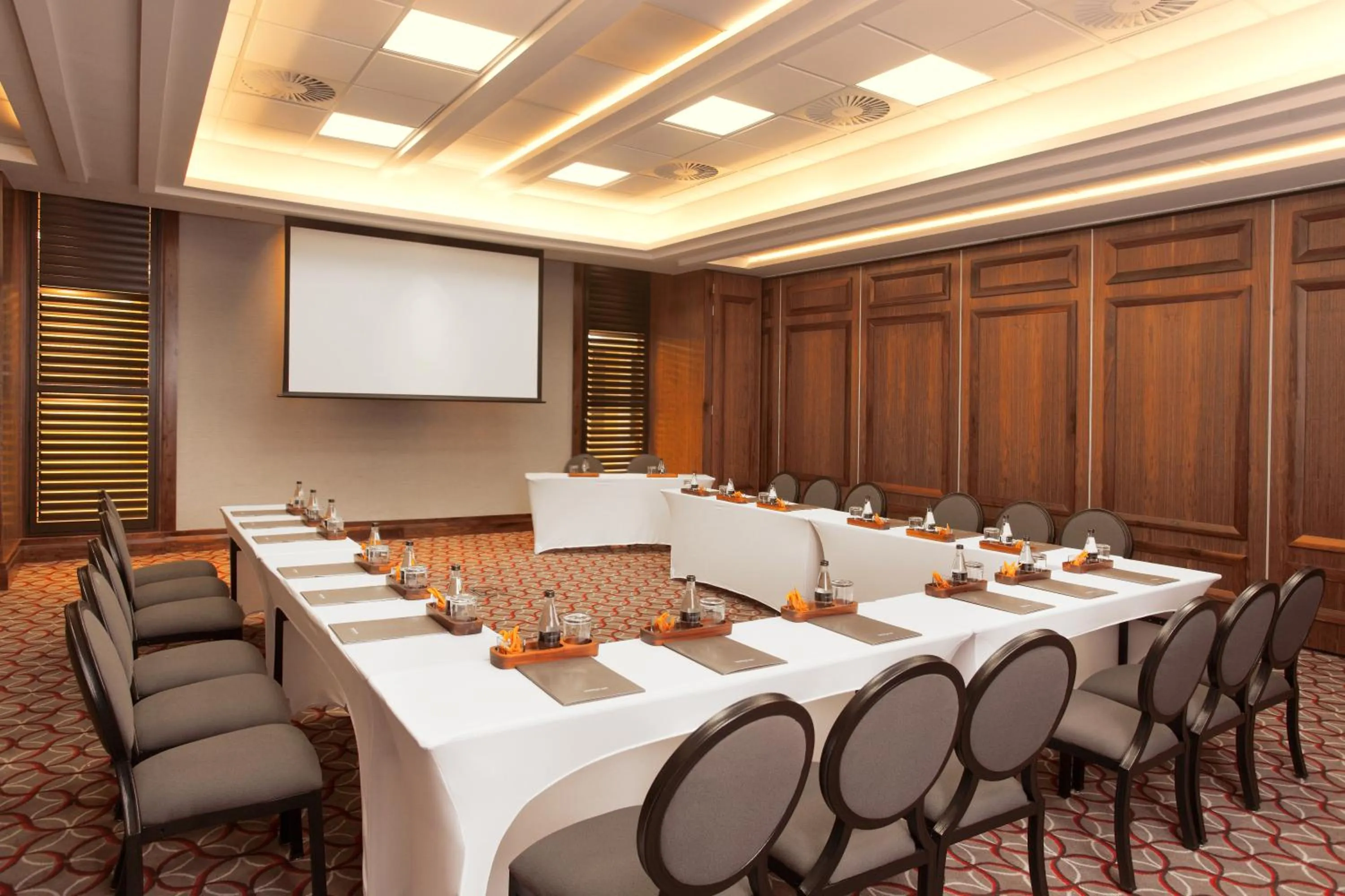 Meeting/conference room in Sandton Sun and Towers