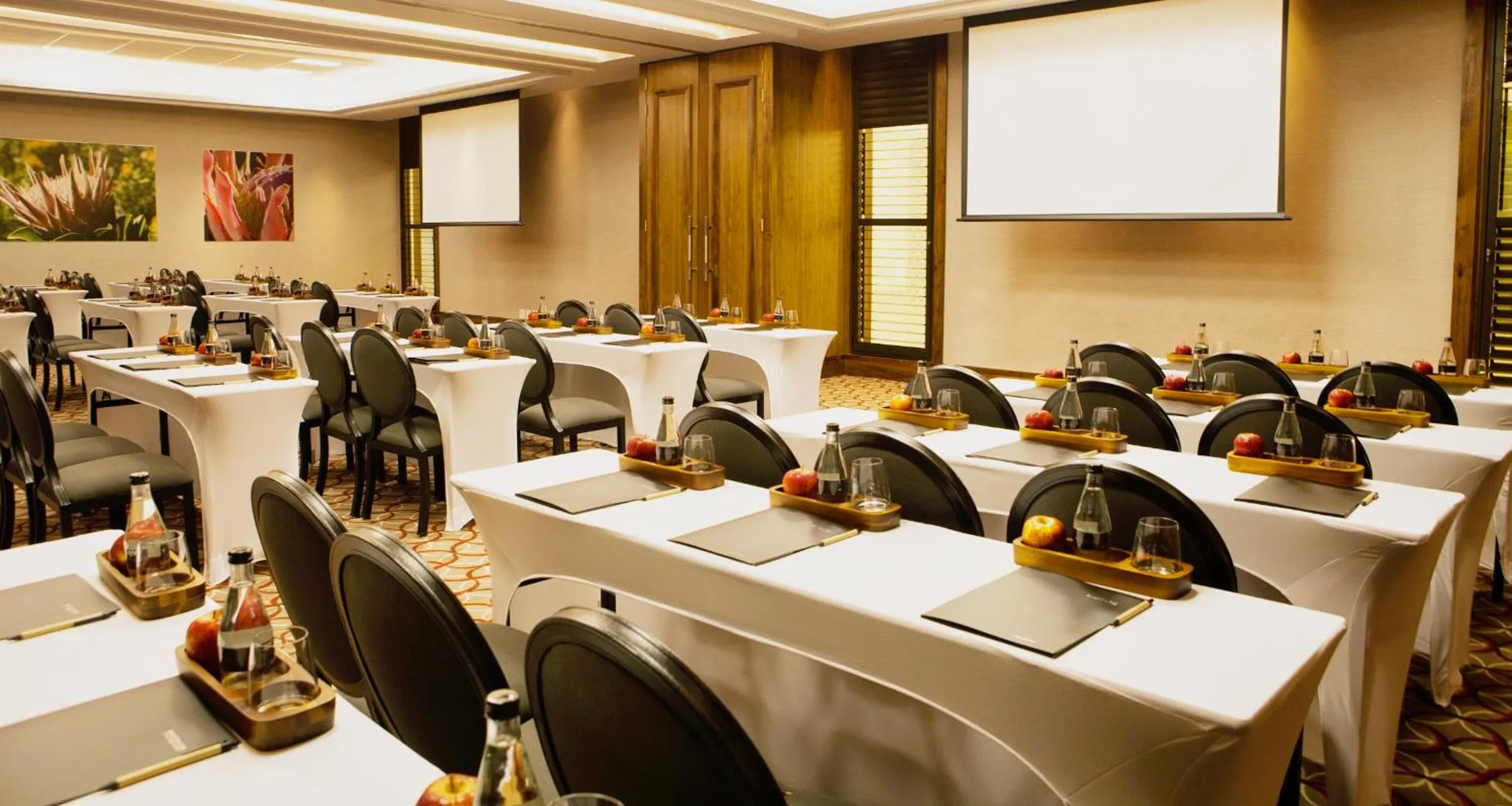 Meeting/conference room in Sandton Sun and Towers