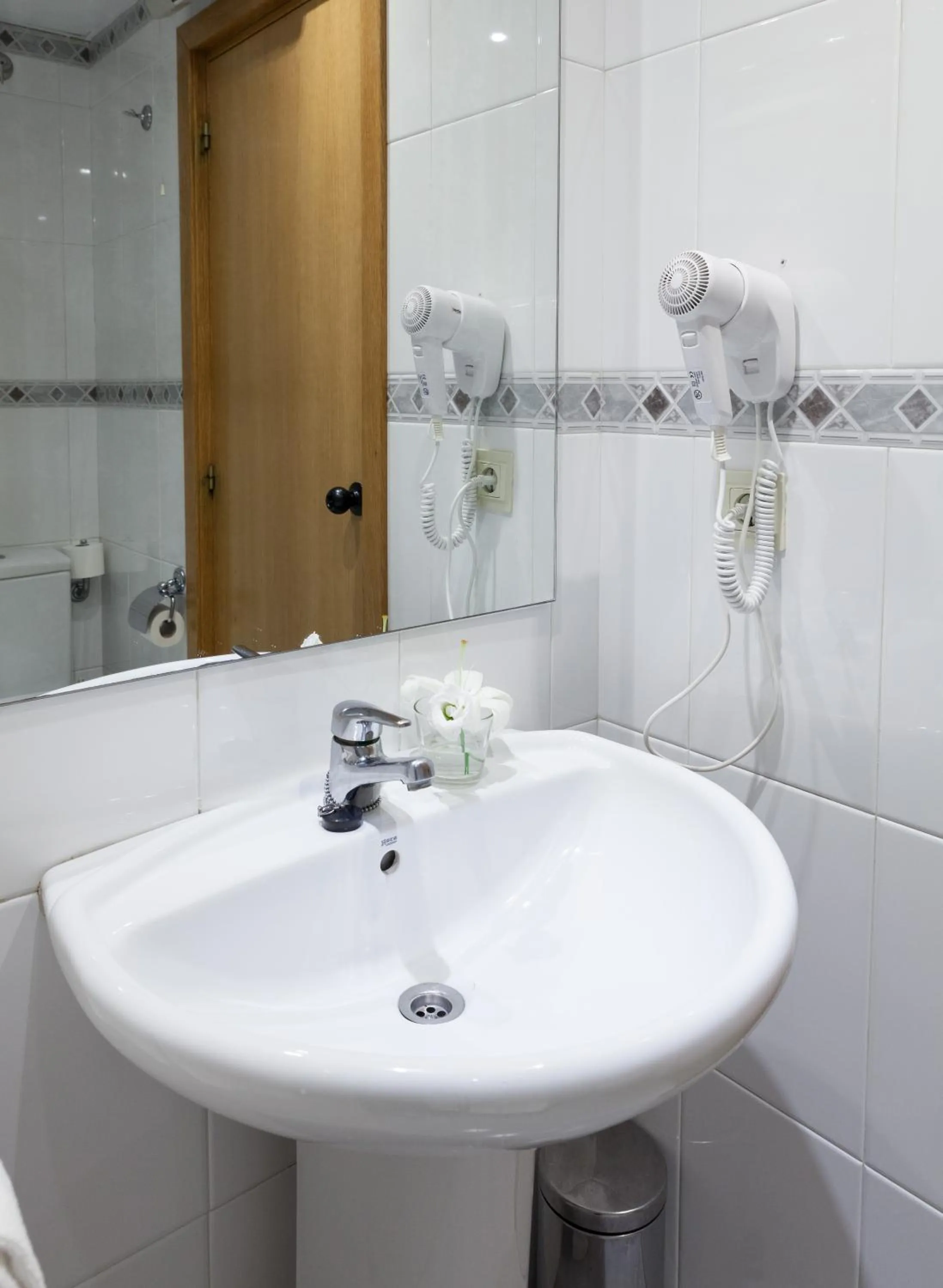 Bathroom in Hotel Monte Ulia