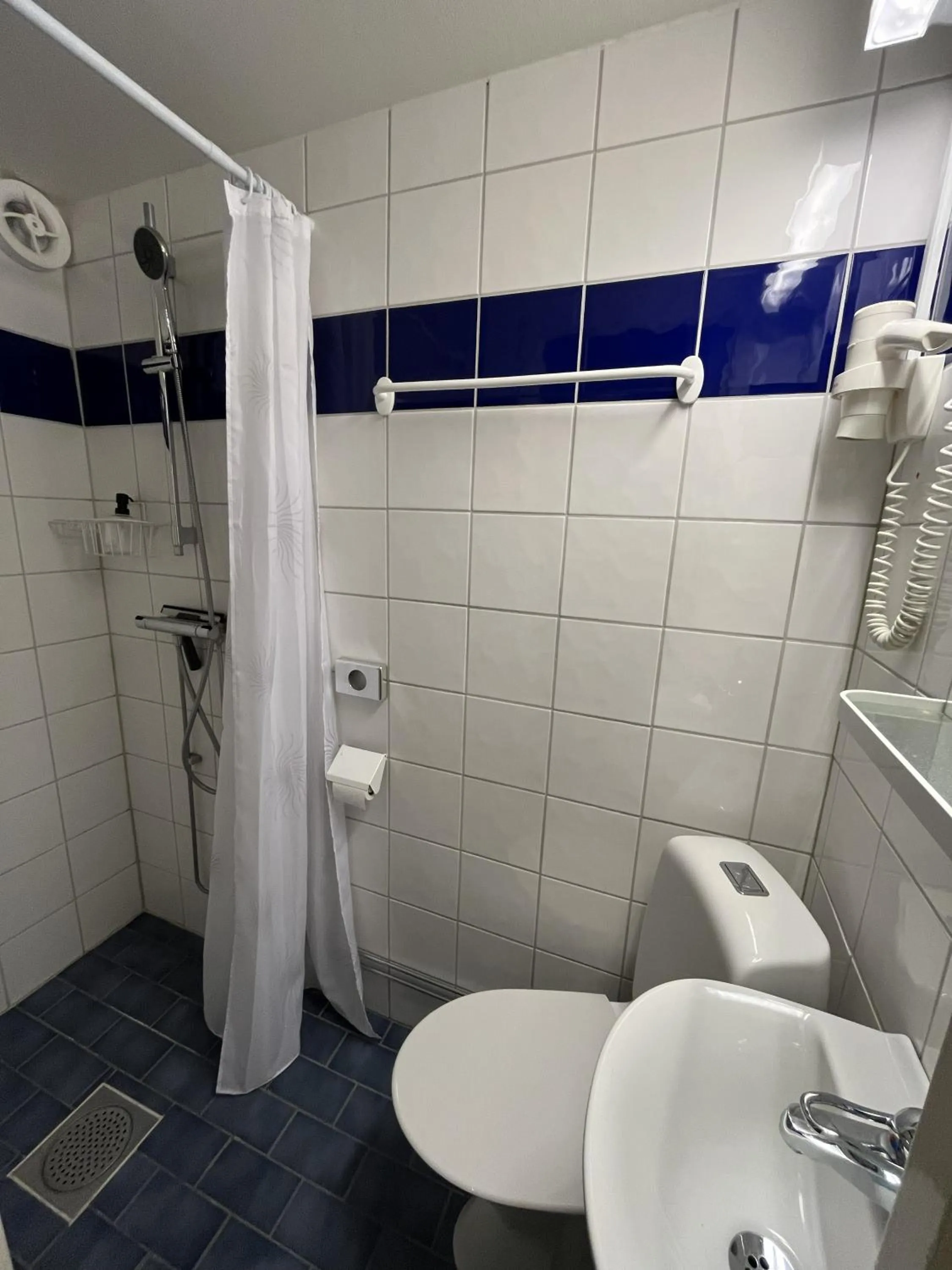 Shower in Hotell Strandvillan Orsa