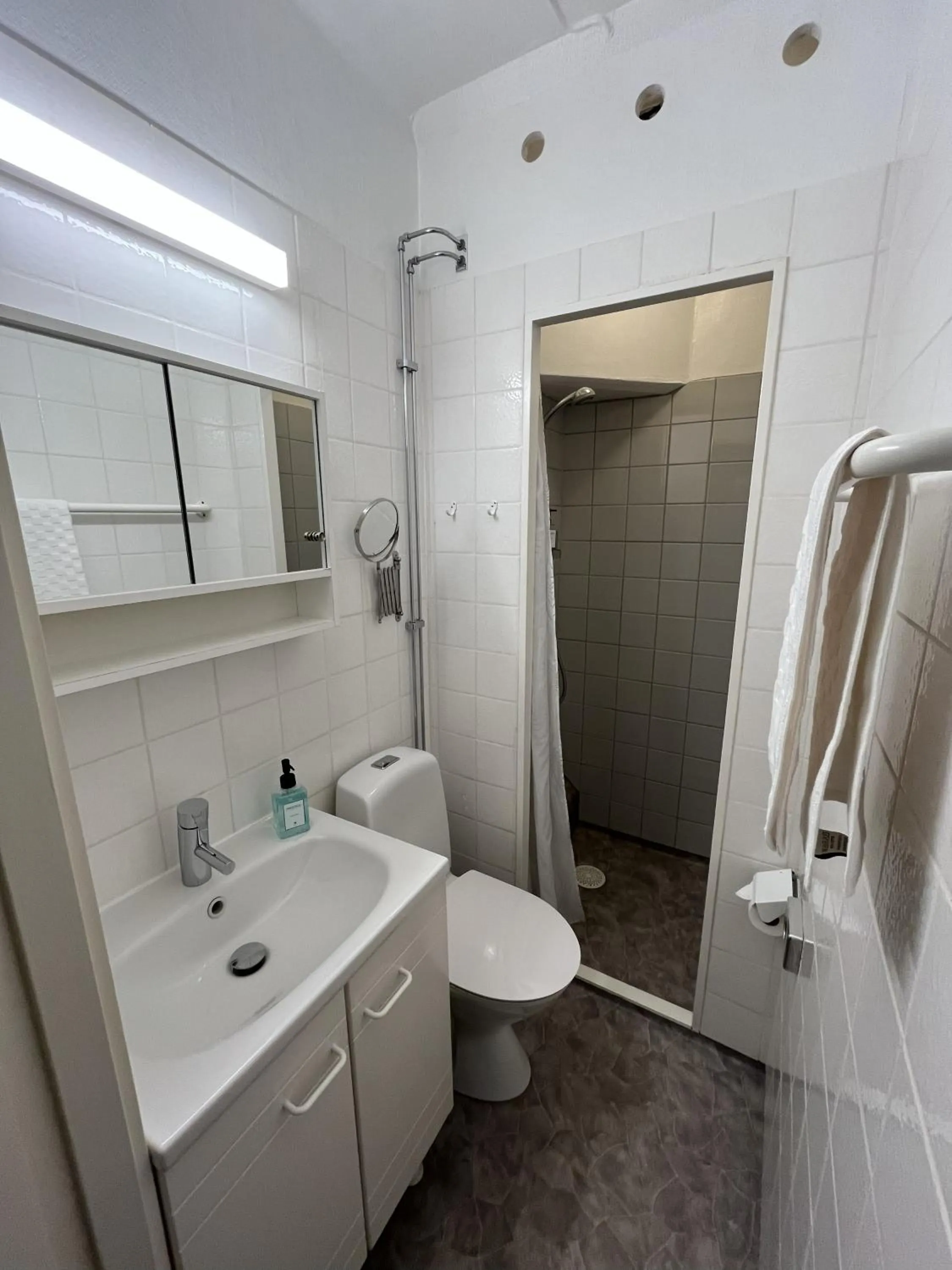 Toilet in Hotell Strandvillan Orsa