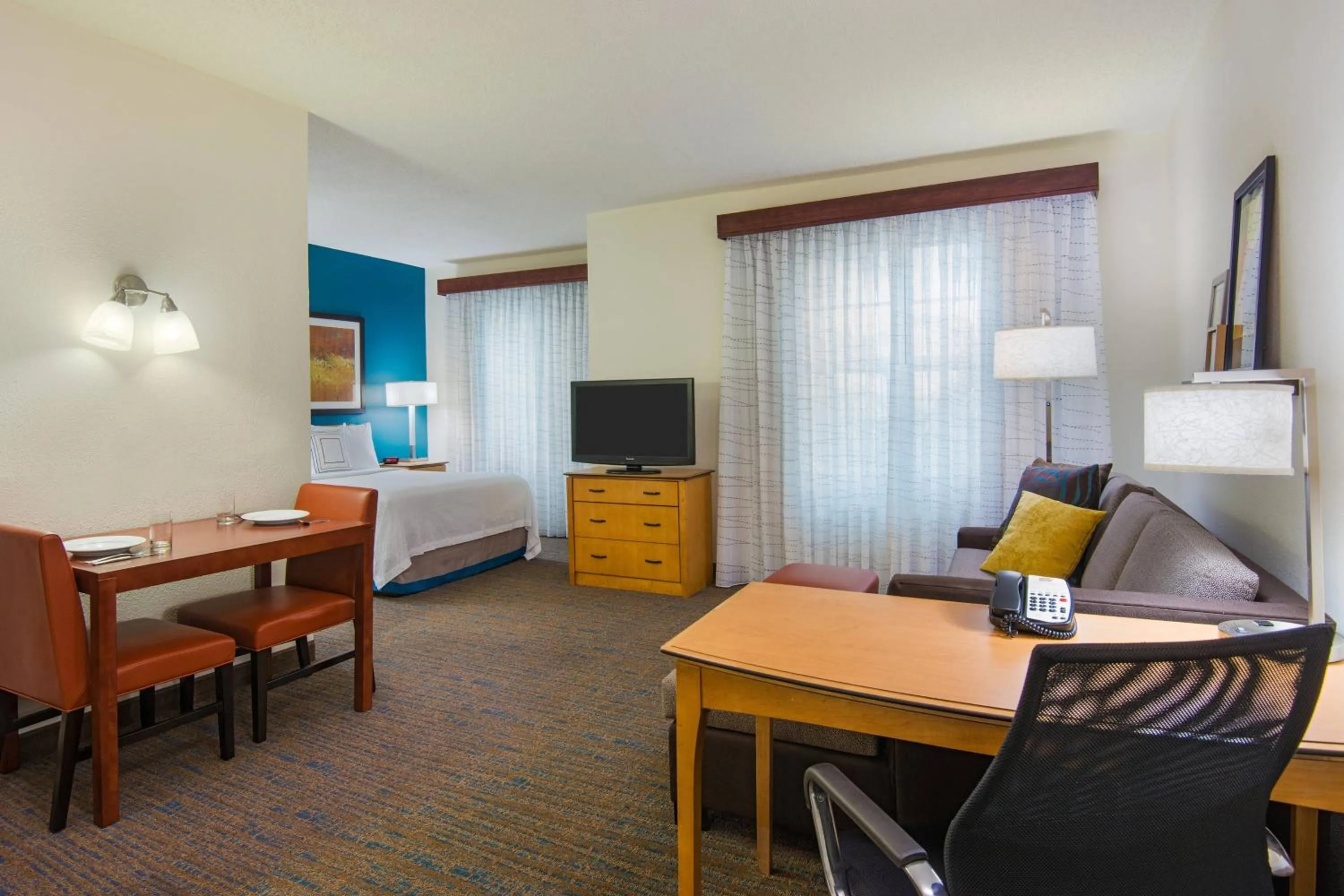 Photo of the whole room, Bed in Residence Inn Fort Lauderdale SW/Miramar