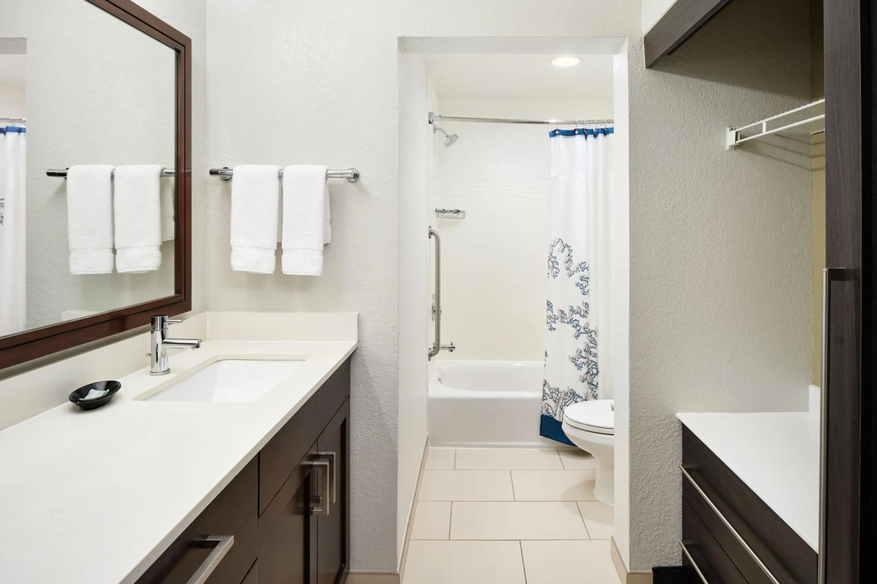 Bathroom in Residence Inn by Marriott Fort Lauderdale City of Plantation