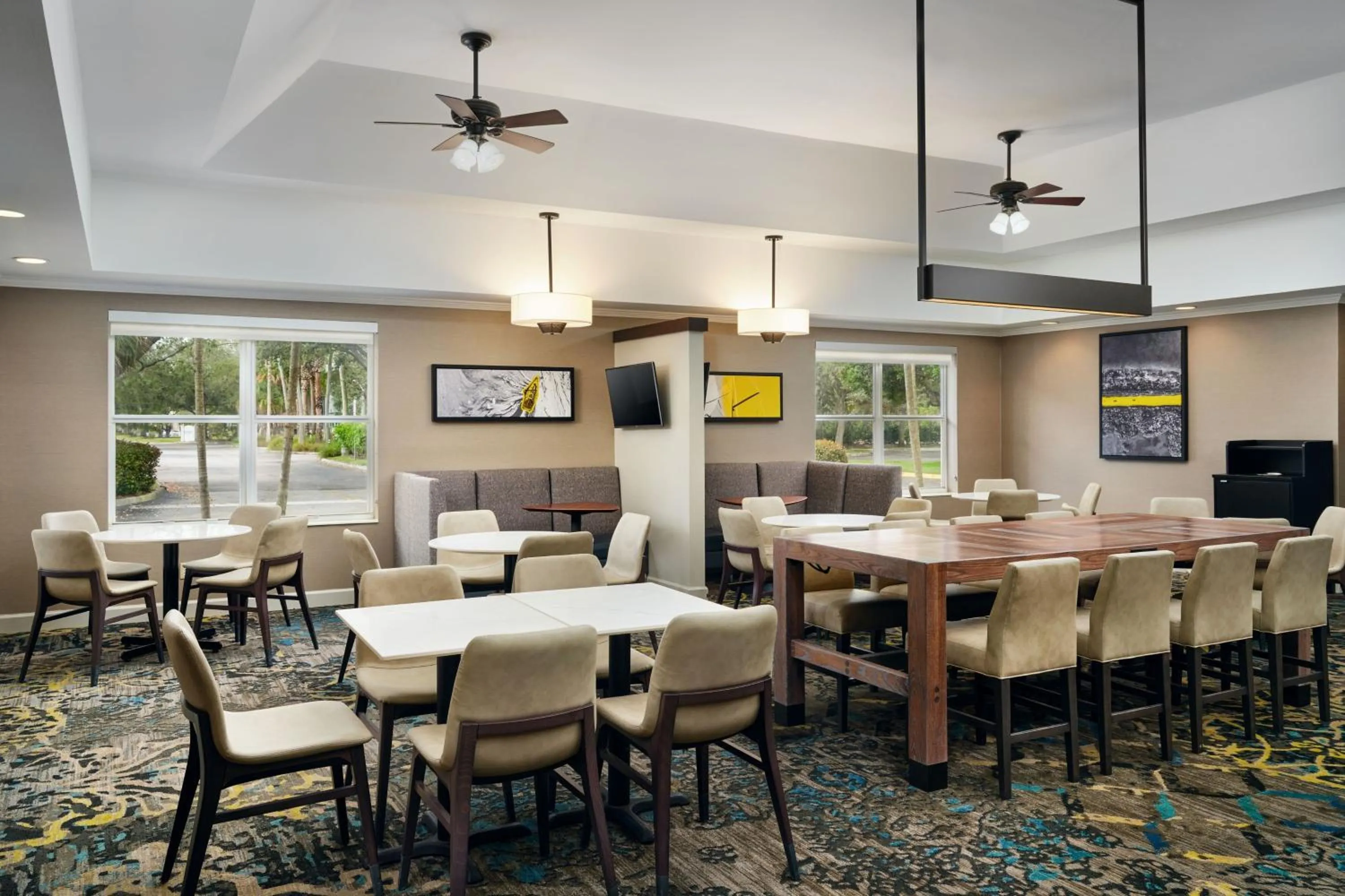 Restaurant/places to eat in Residence Inn by Marriott Fort Lauderdale City of Plantation