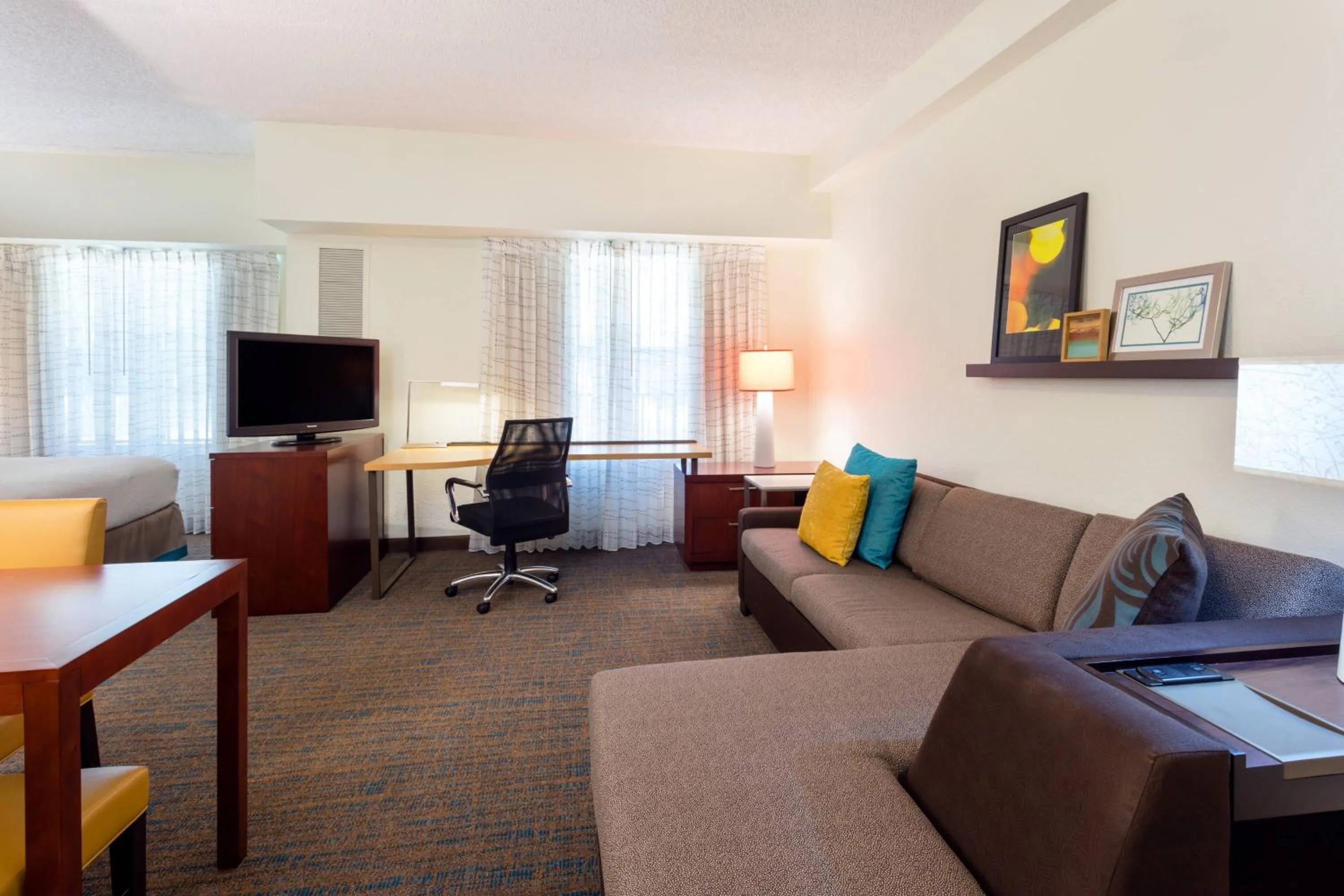 Living room in Residence Inn by Marriott Fort Lauderdale City of Plantation