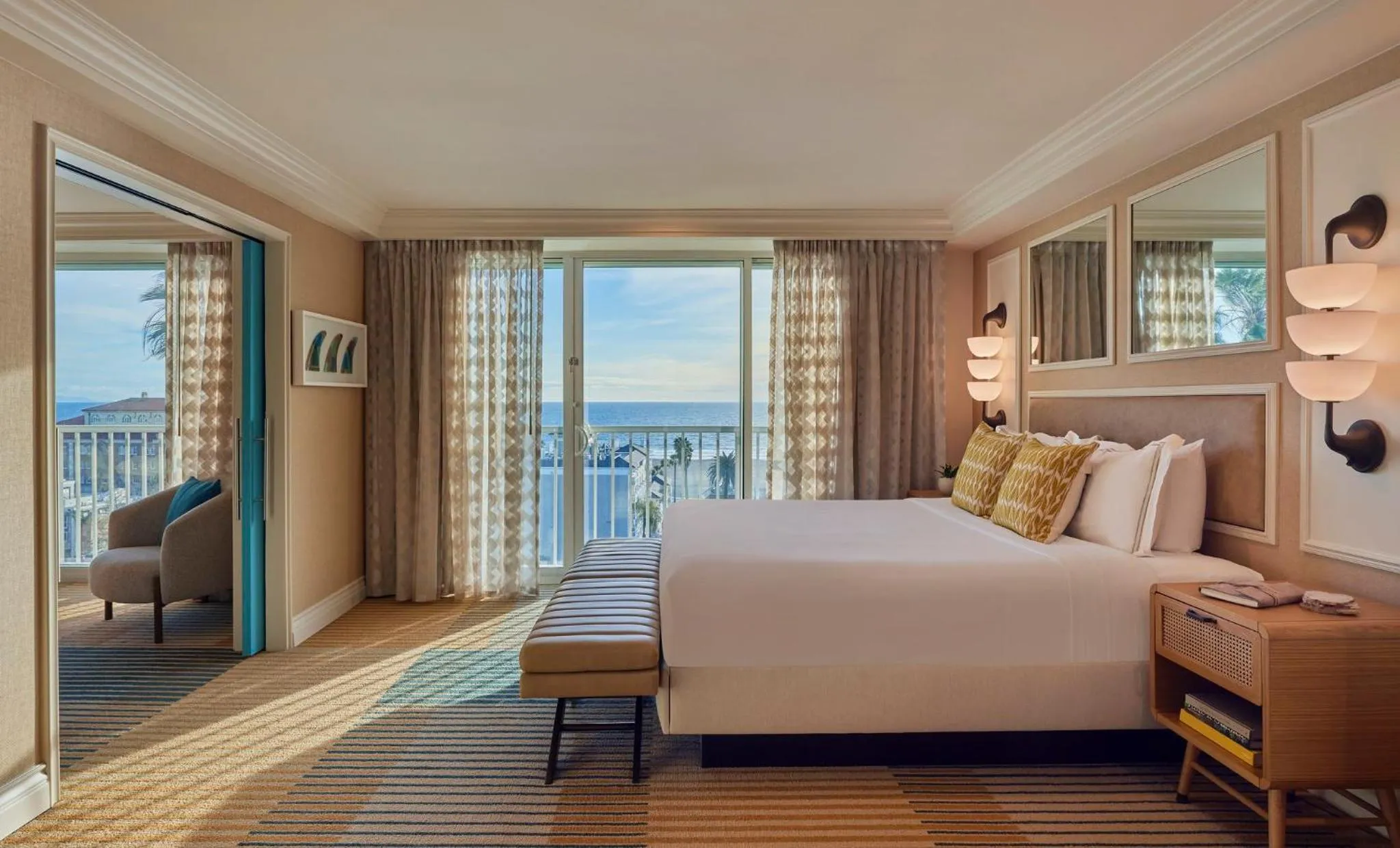 Photo of the whole room, Bed in Viceroy Santa Monica