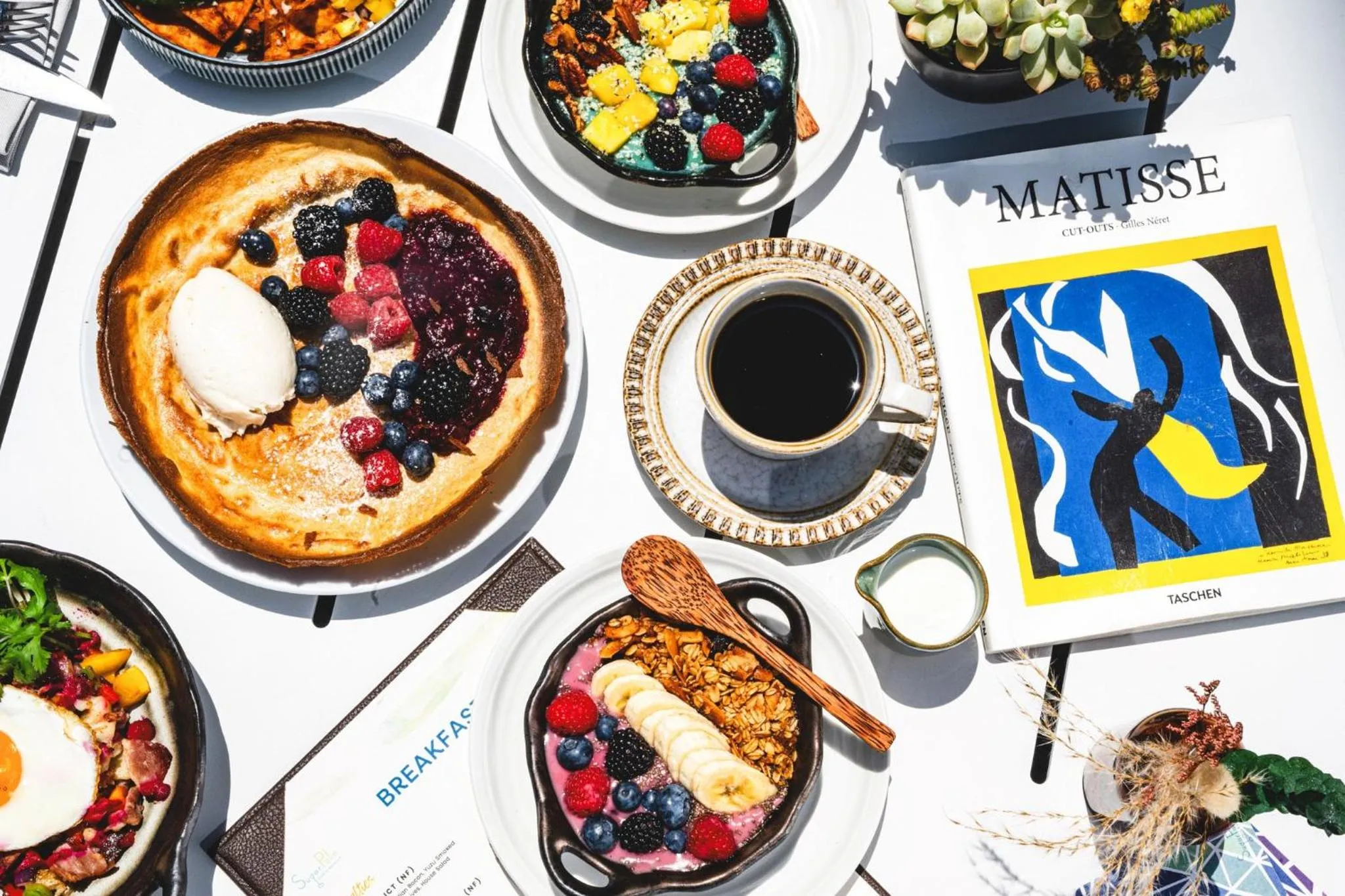 Restaurant/places to eat in Viceroy Santa Monica