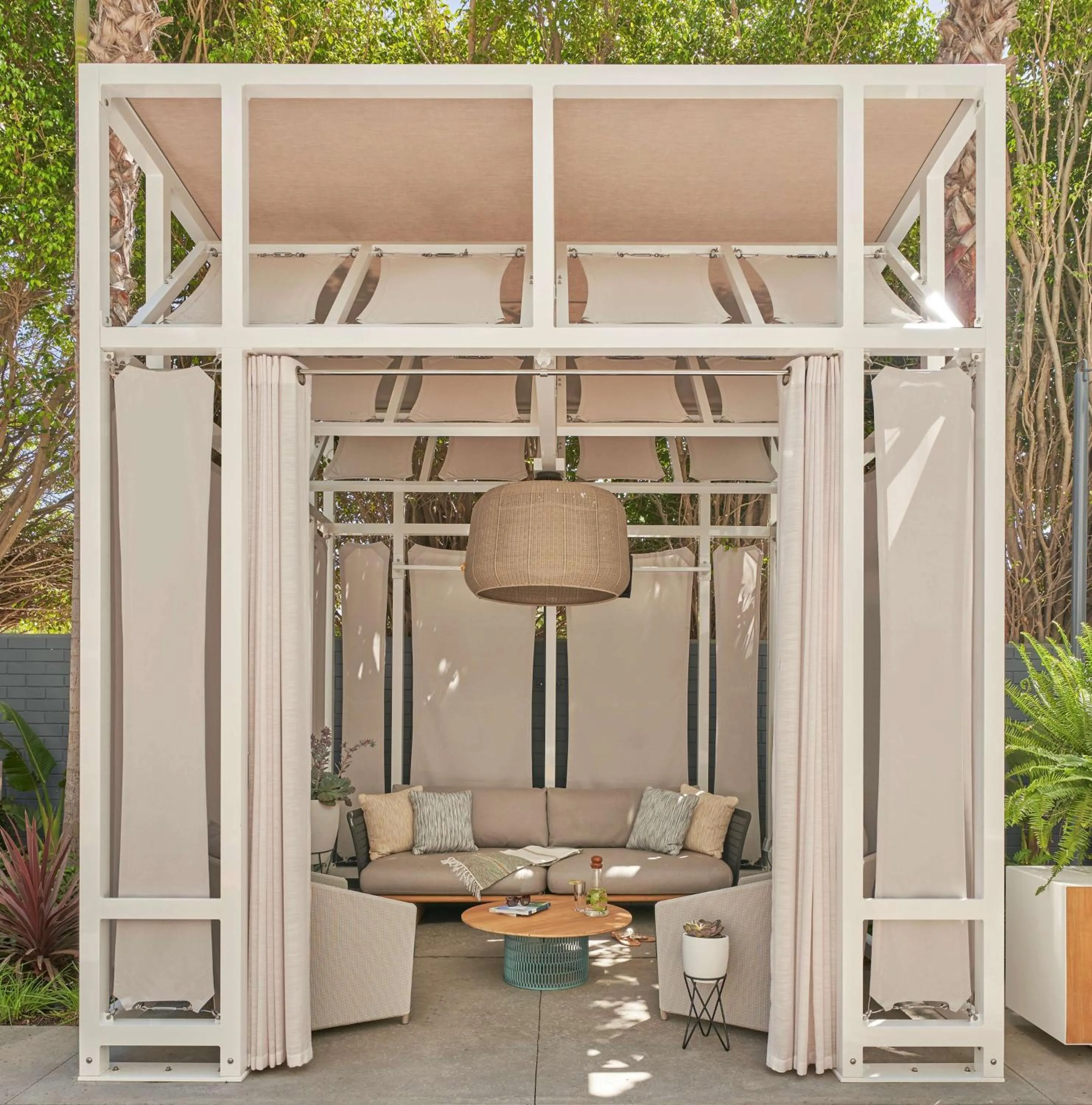 Balcony/Terrace in Viceroy Santa Monica