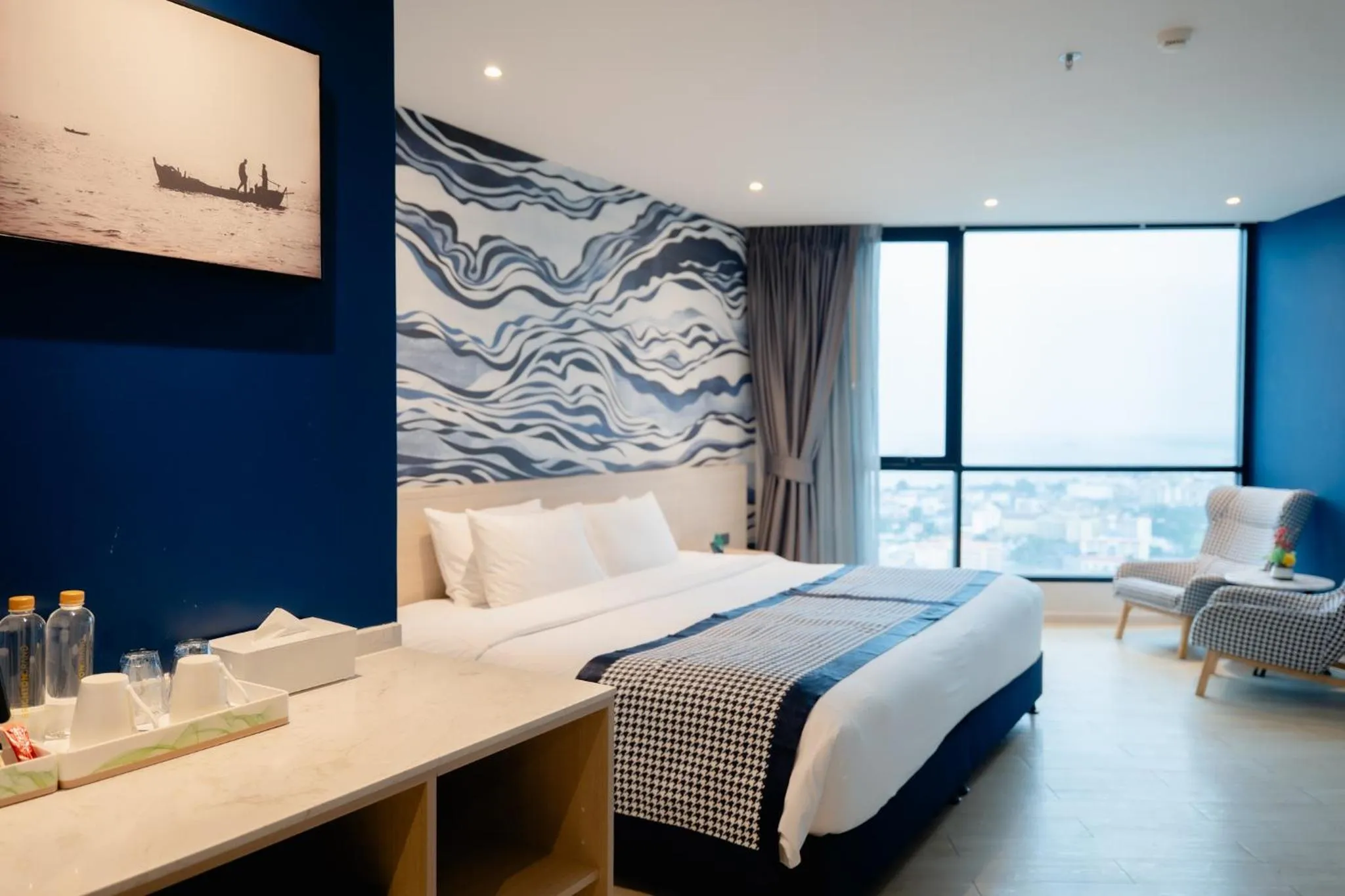 Photo of the whole room, Bed in Brighton Grand Hotel Pattaya - SHA Extra Plus