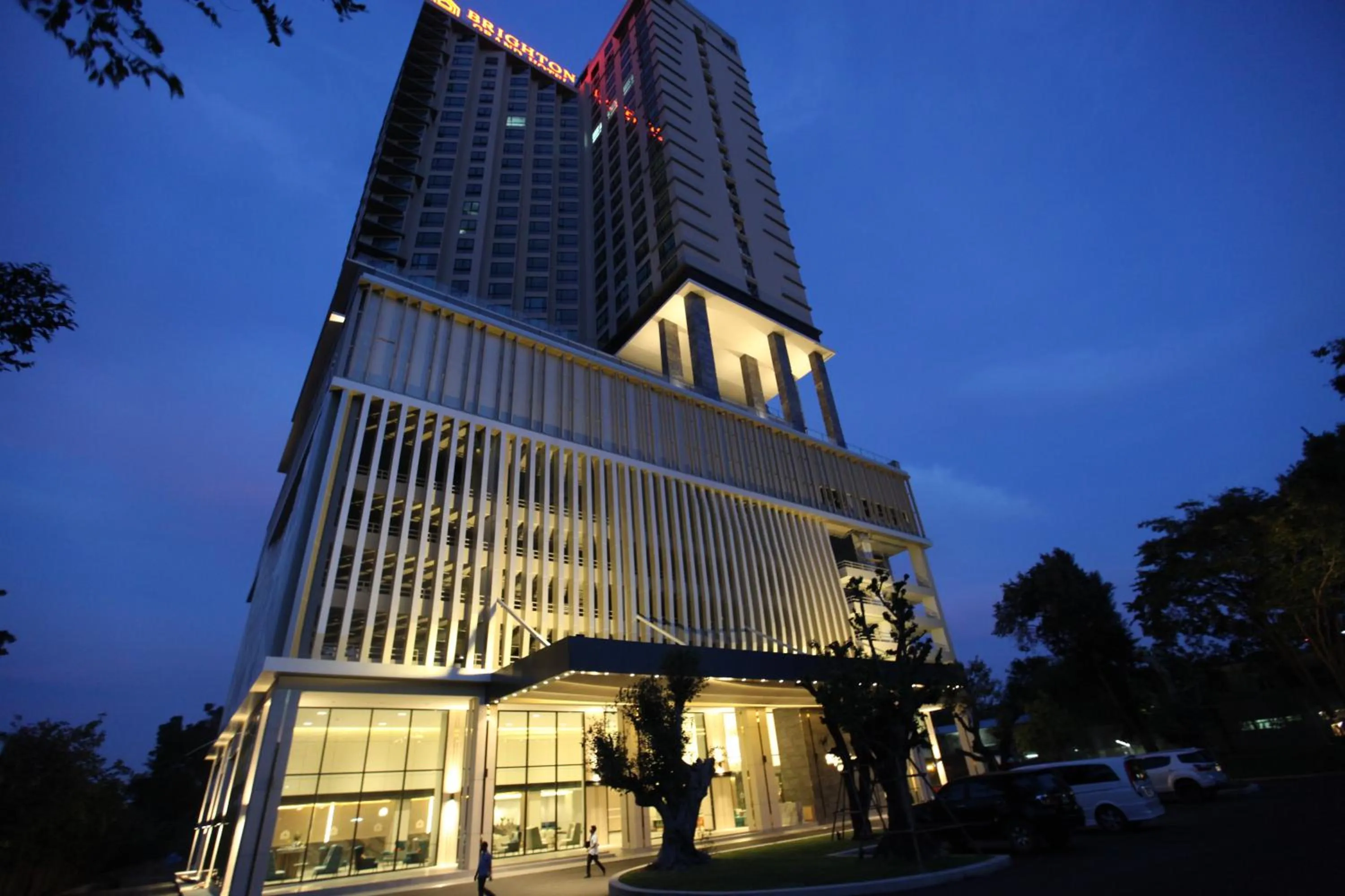 Property building in Brighton Grand Hotel Pattaya - SHA Extra Plus