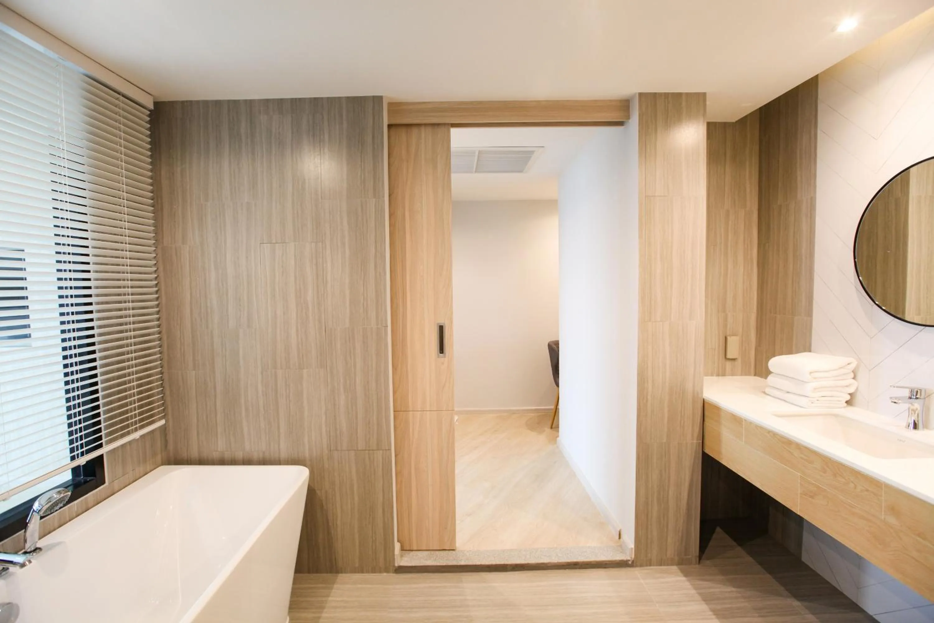 Shower in Brighton Grand Hotel Pattaya - SHA Extra Plus