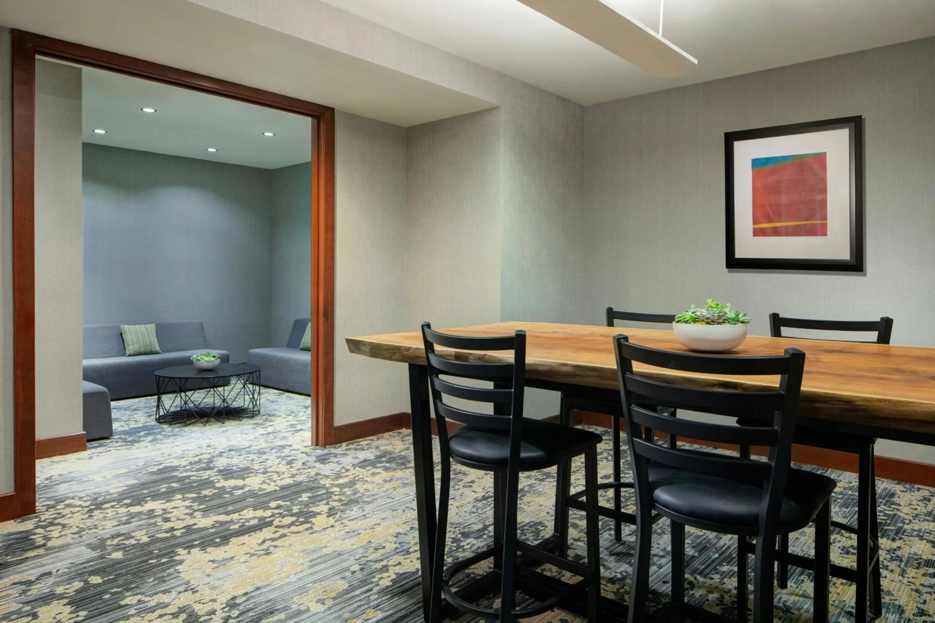 Lounge or bar in JW Marriott Grand Rapids