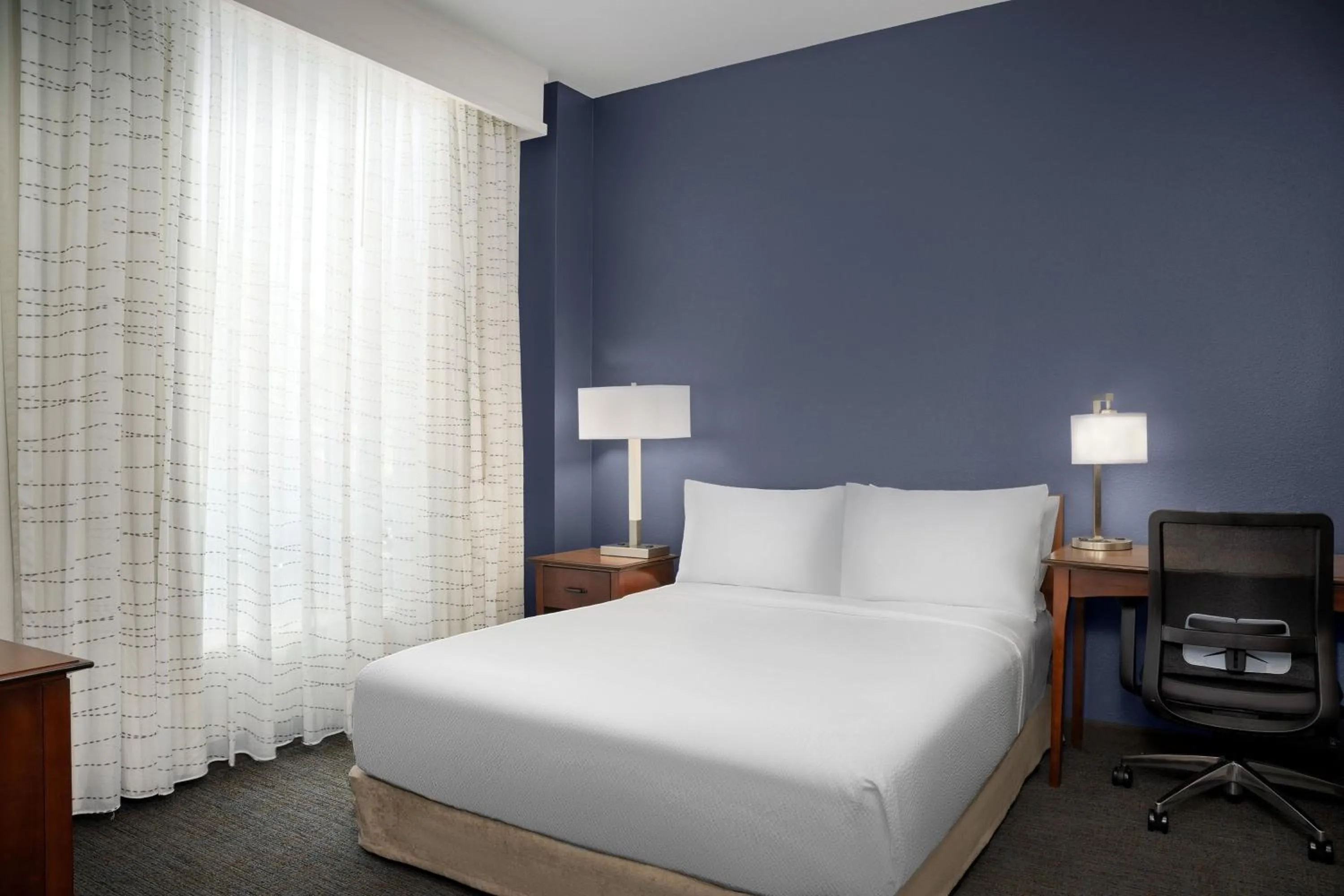 Bedroom, Bed in Residence Inn Houston West Energy Corridor