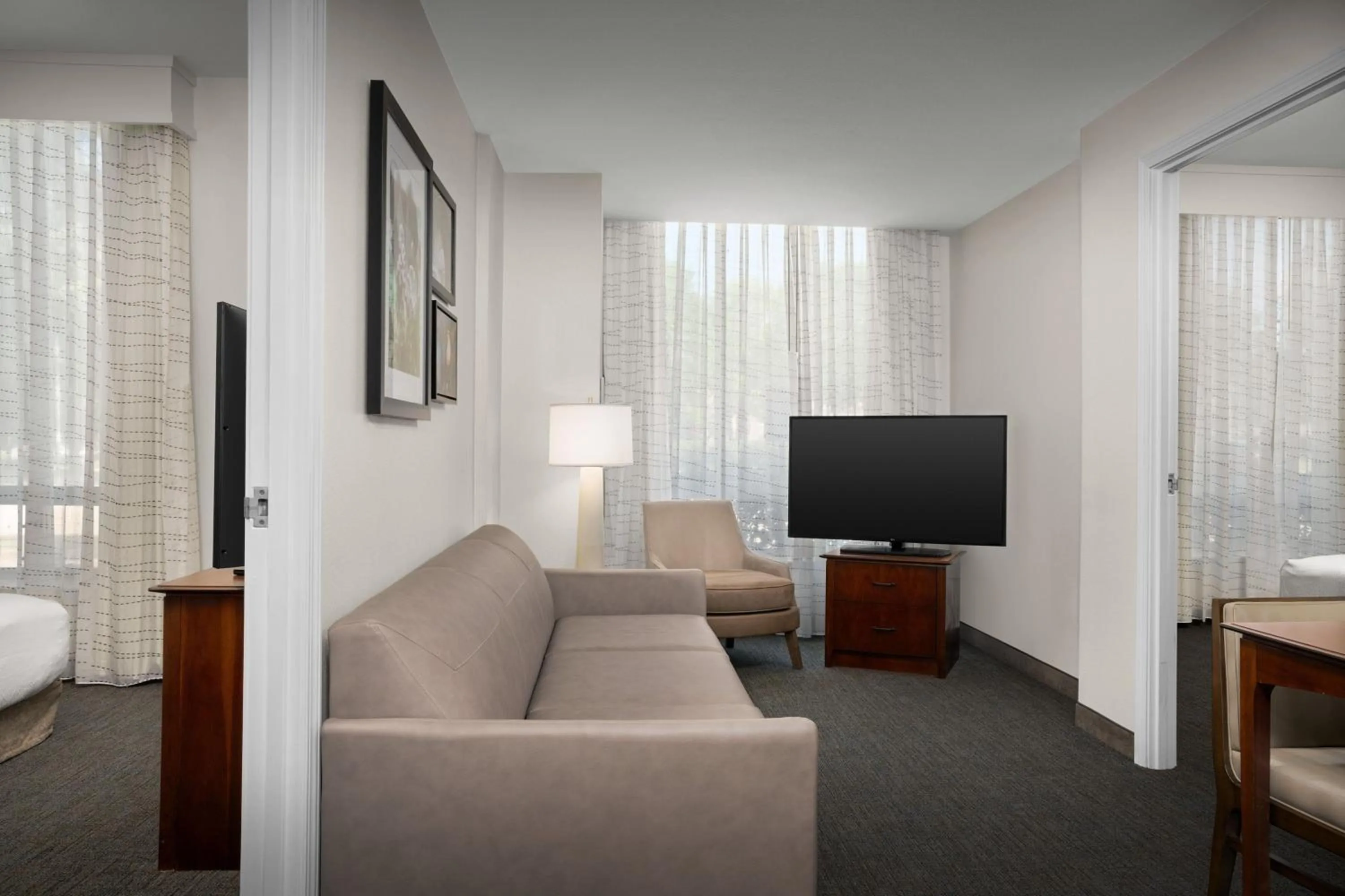 Bedroom in Residence Inn Houston West Energy Corridor