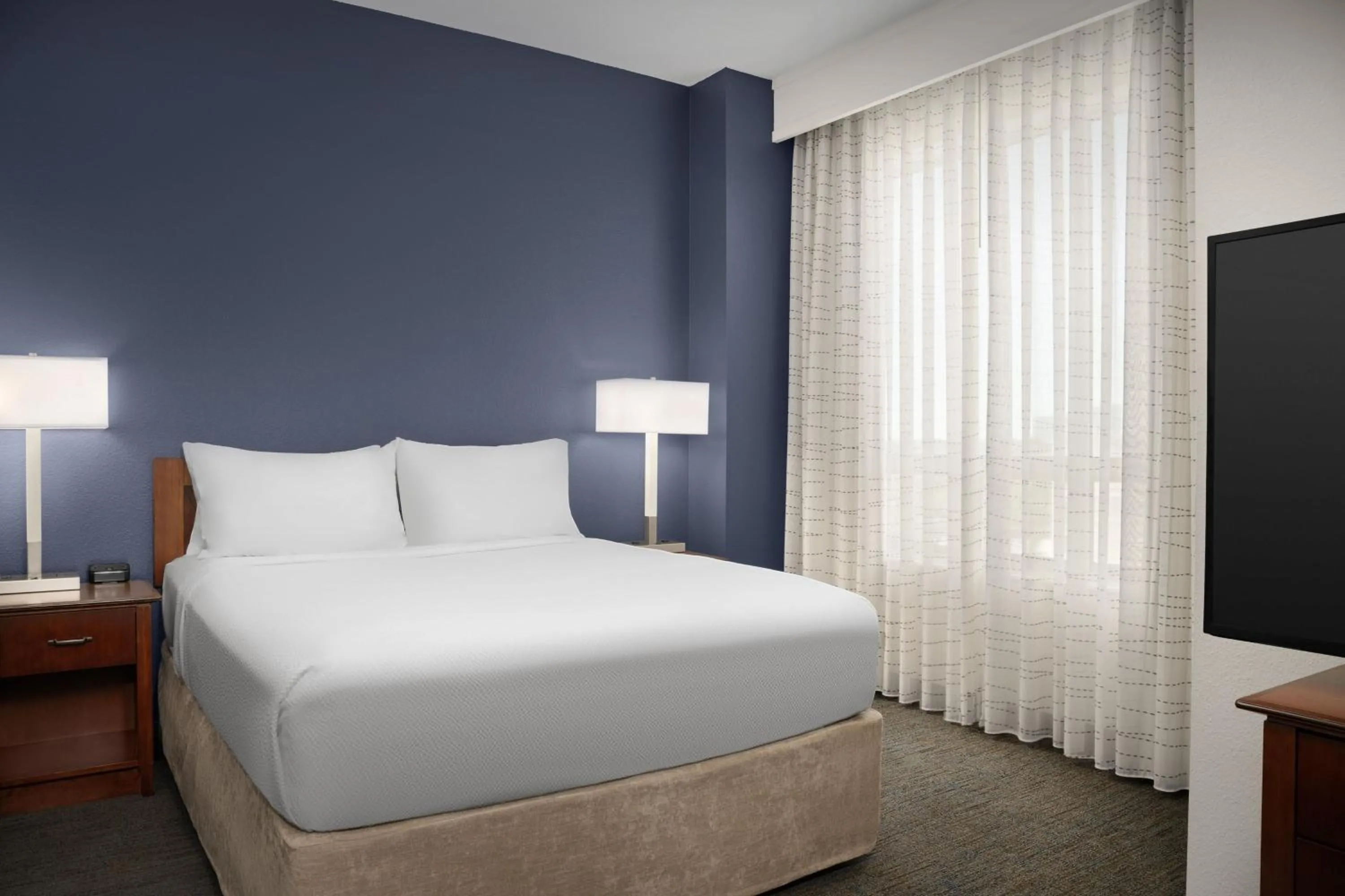 Photo of the whole room, Bed in Residence Inn Houston West Energy Corridor