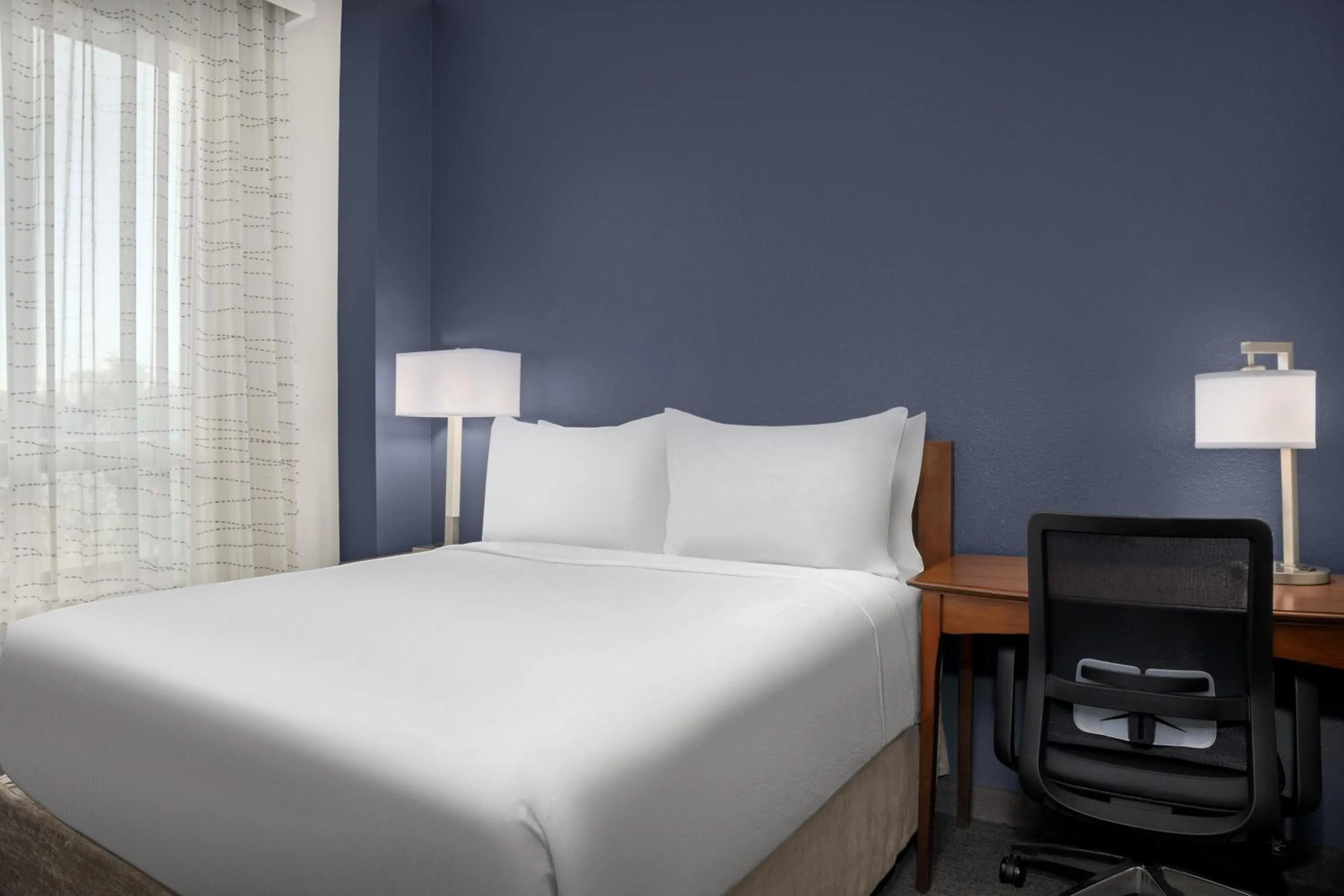 Bedroom, Bed in Residence Inn Houston West Energy Corridor