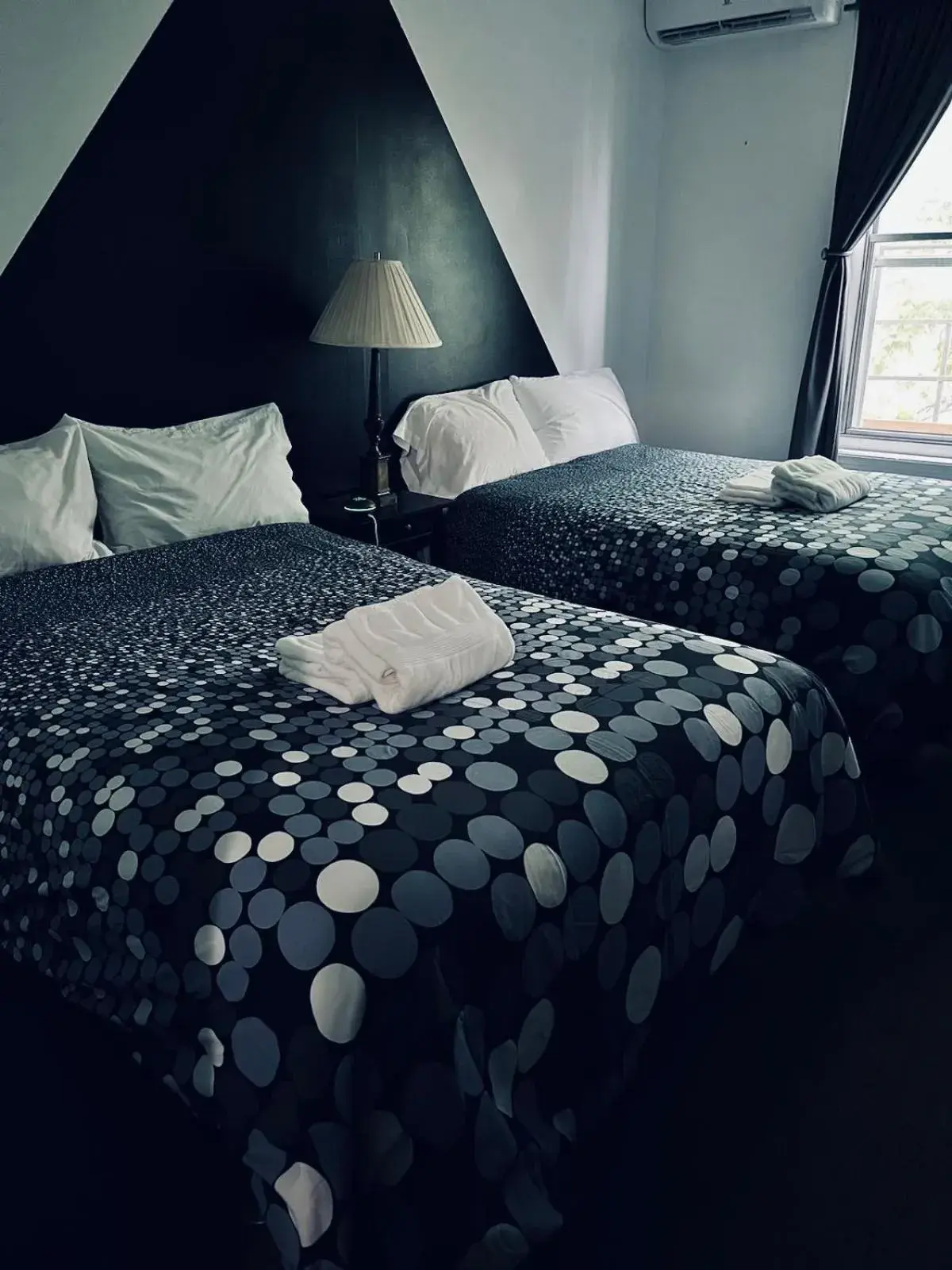 Double Room with Private Bathroom - single occupancy in Pensione Popolo Double Room with Private Bathroom - single occupancy in Pensione Popolo