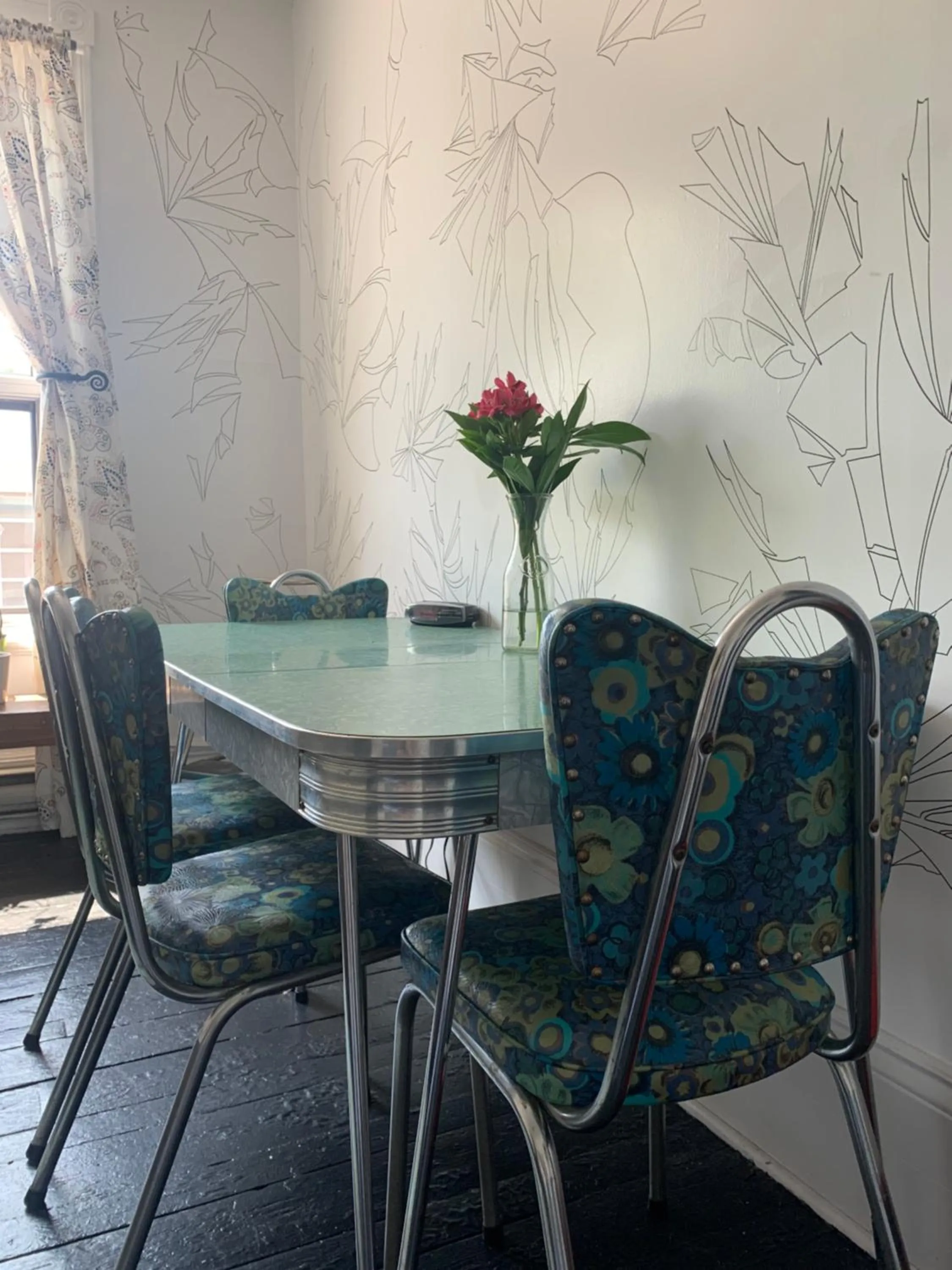 Communal lounge/ TV room in Pensione Popolo