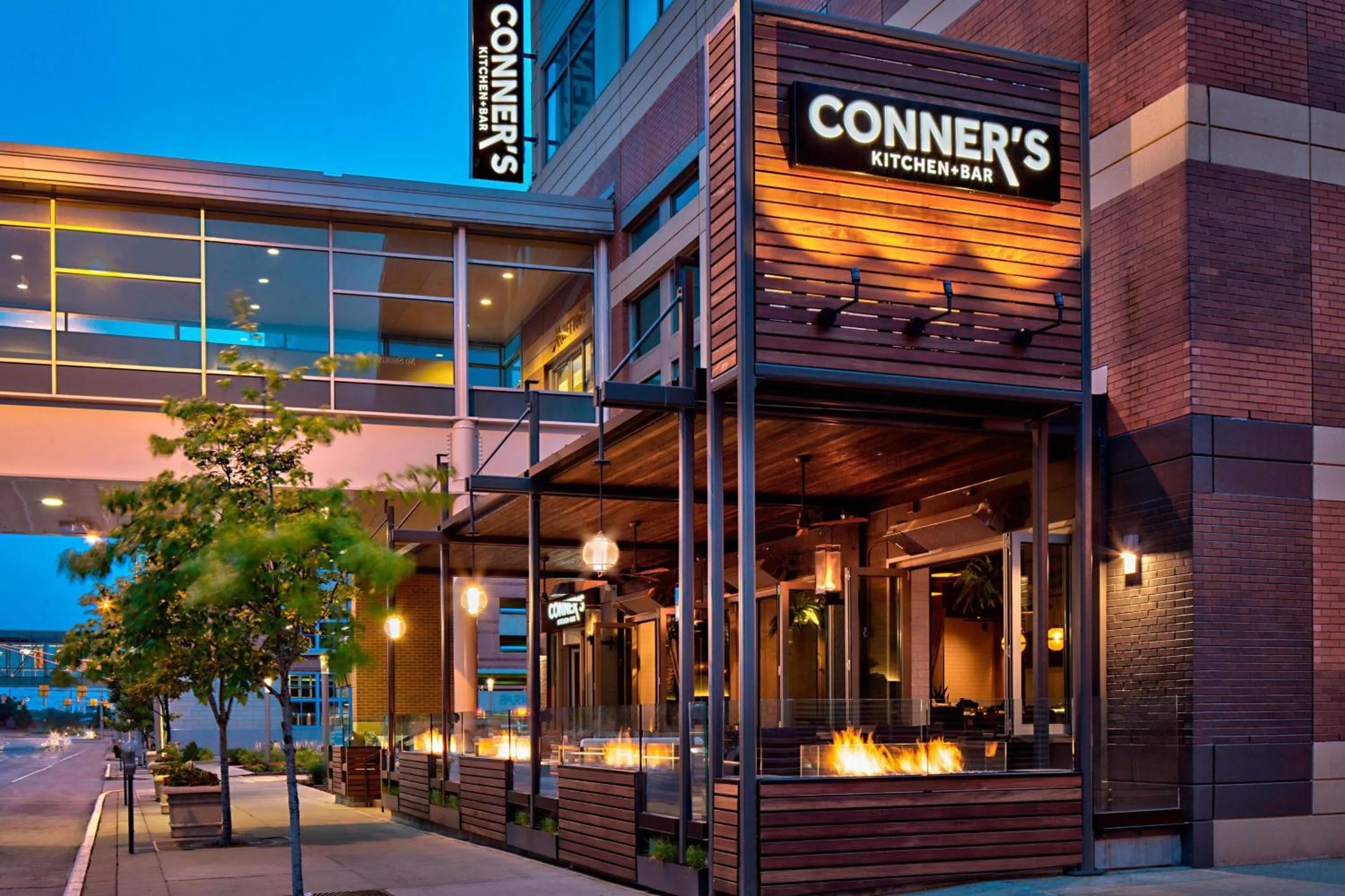 Lounge or bar in Indianapolis Marriott Downtown