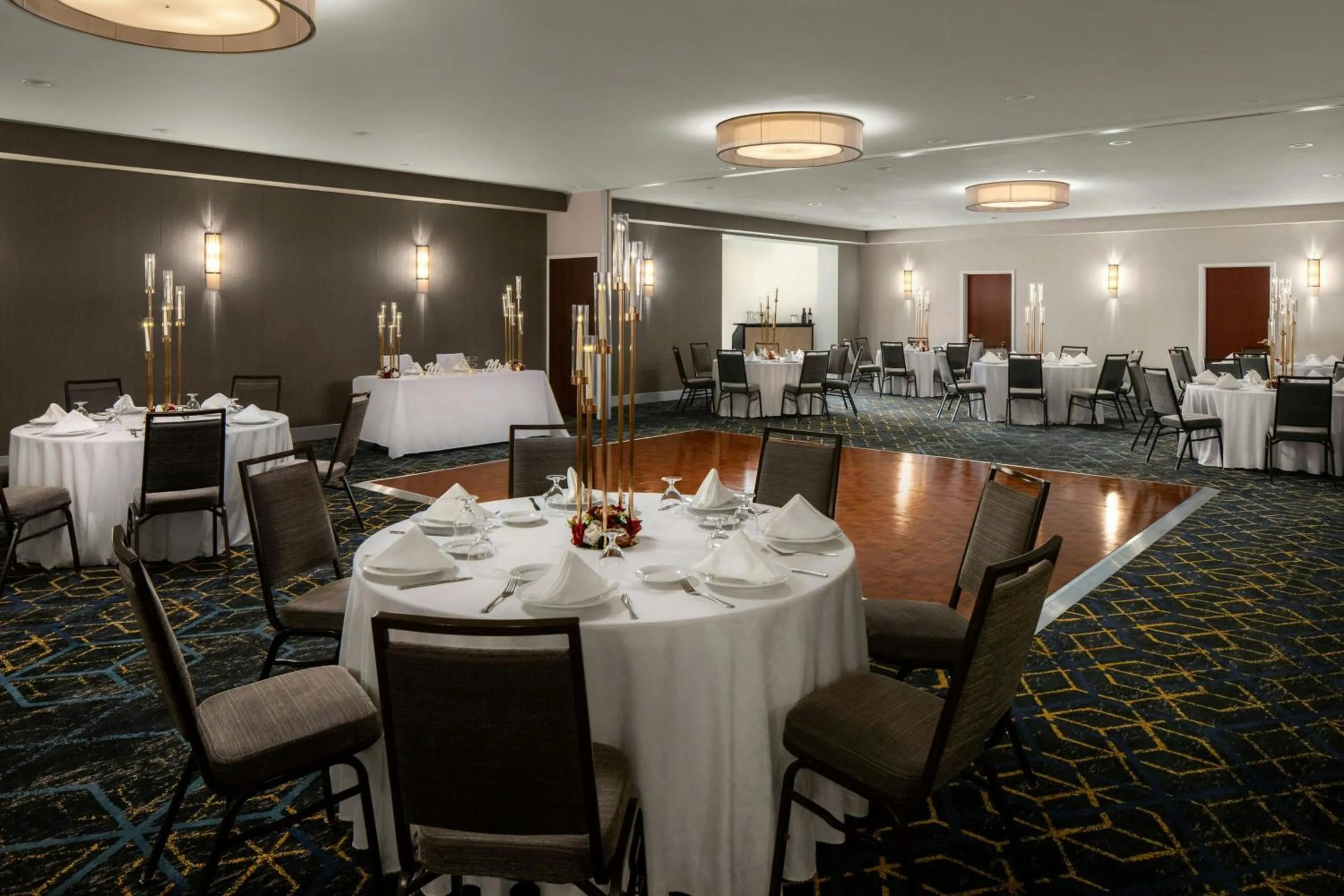 Banquet/Function facilities in Courtyard Long Island MacArthur Airport