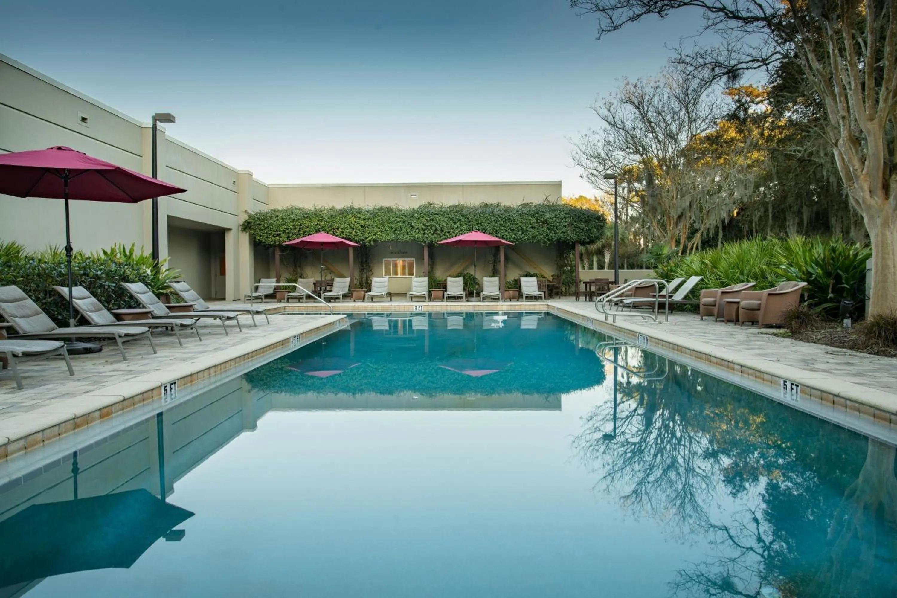 Swimming pool in Sawgrass Marriott Golf Resort & Spa