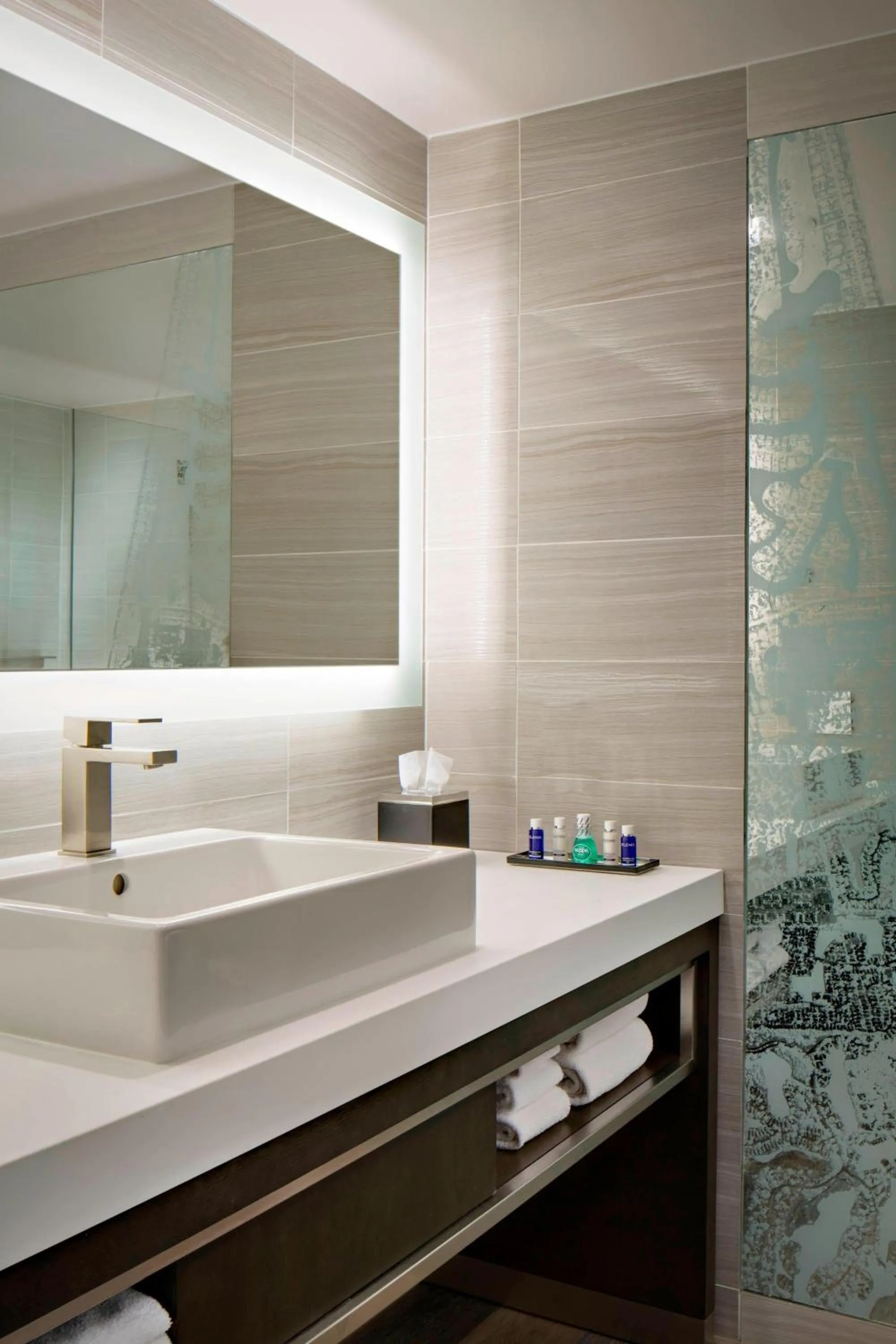 Bathroom in Sawgrass Marriott Golf Resort & Spa