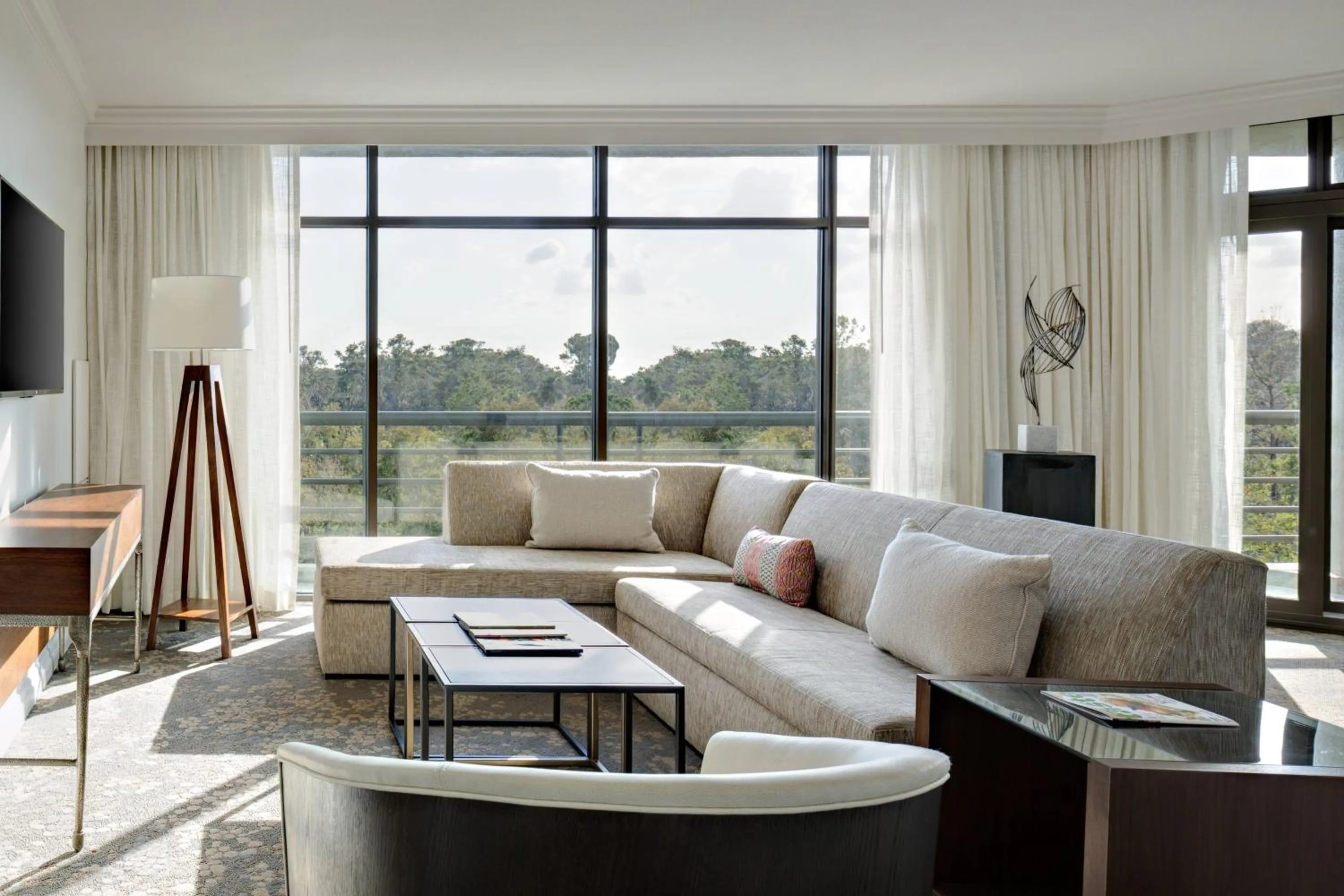 Living room in Sawgrass Marriott Golf Resort & Spa