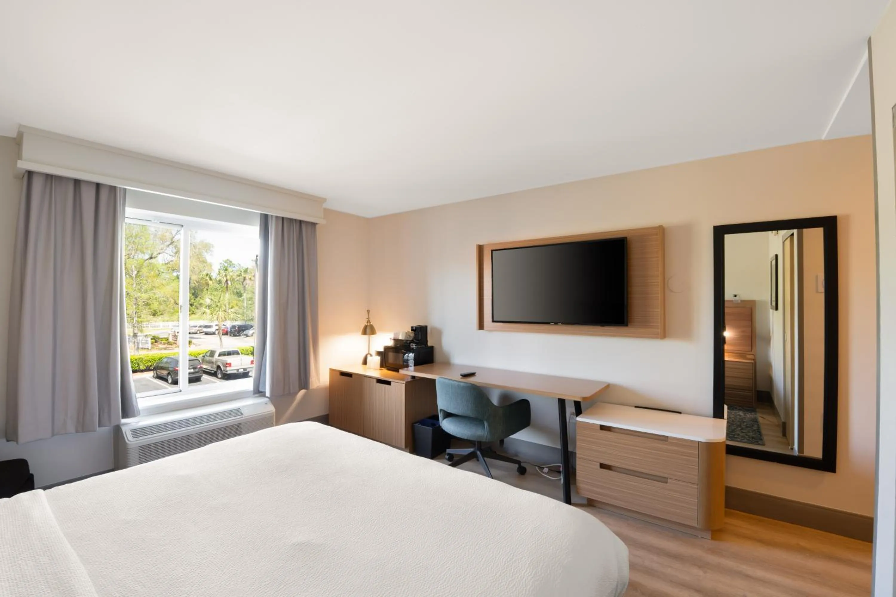 Bedroom, Bed in Fairfield Inn & Suites Jacksonville Butler Boulevard