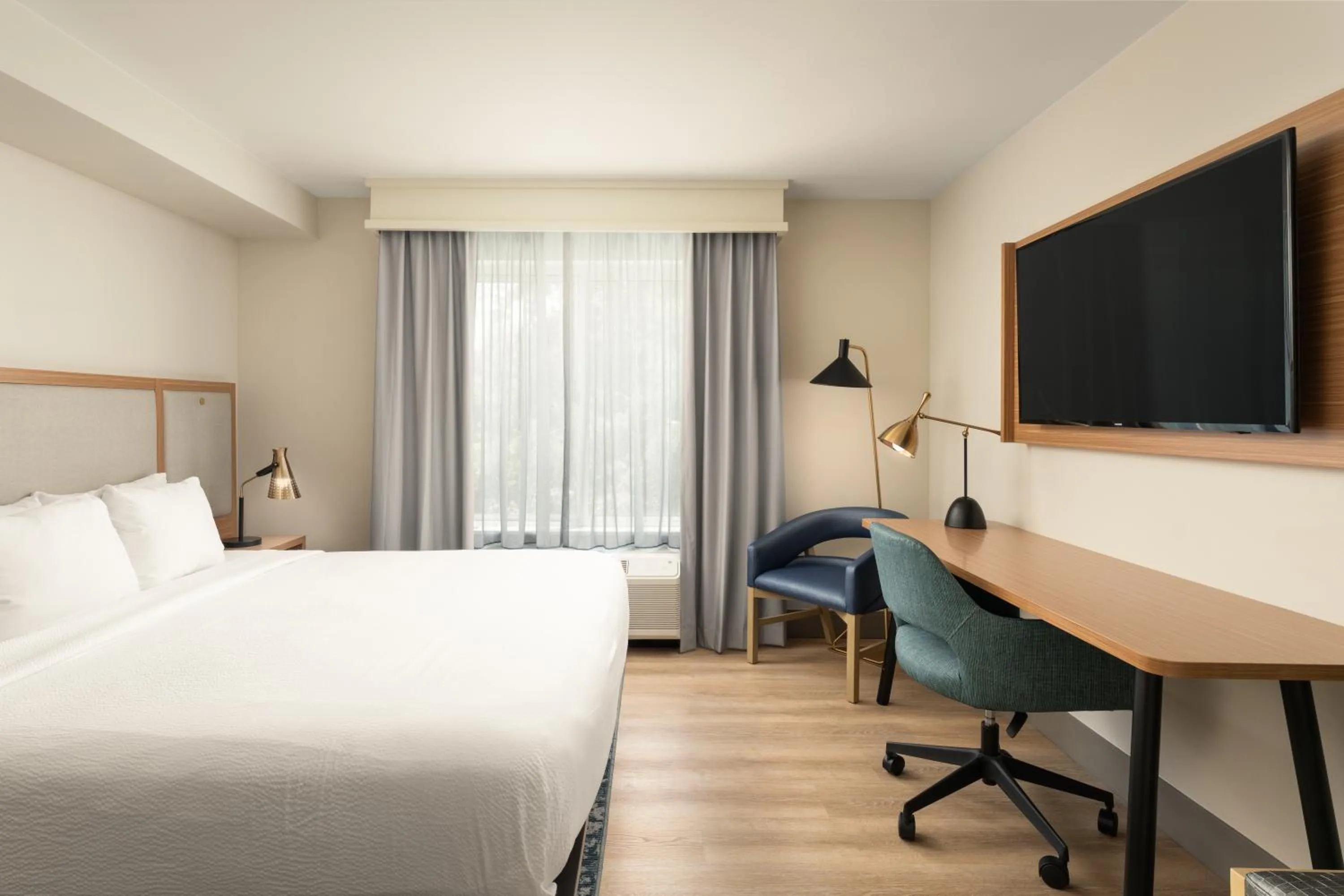 Bedroom, Bed in Fairfield Inn & Suites Jacksonville Butler Boulevard