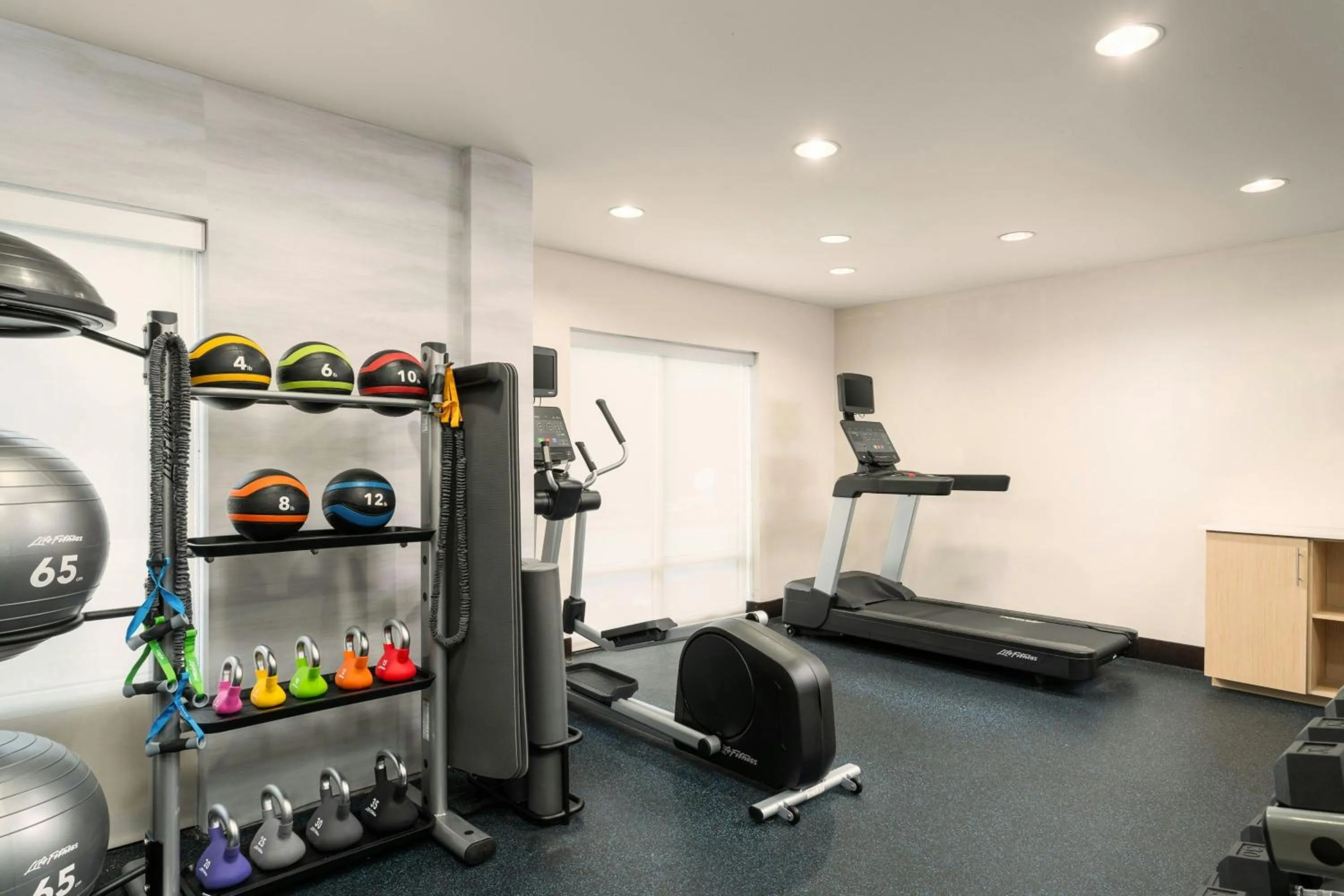 Fitness centre/facilities in Fairfield Inn & Suites Jacksonville Butler Boulevard