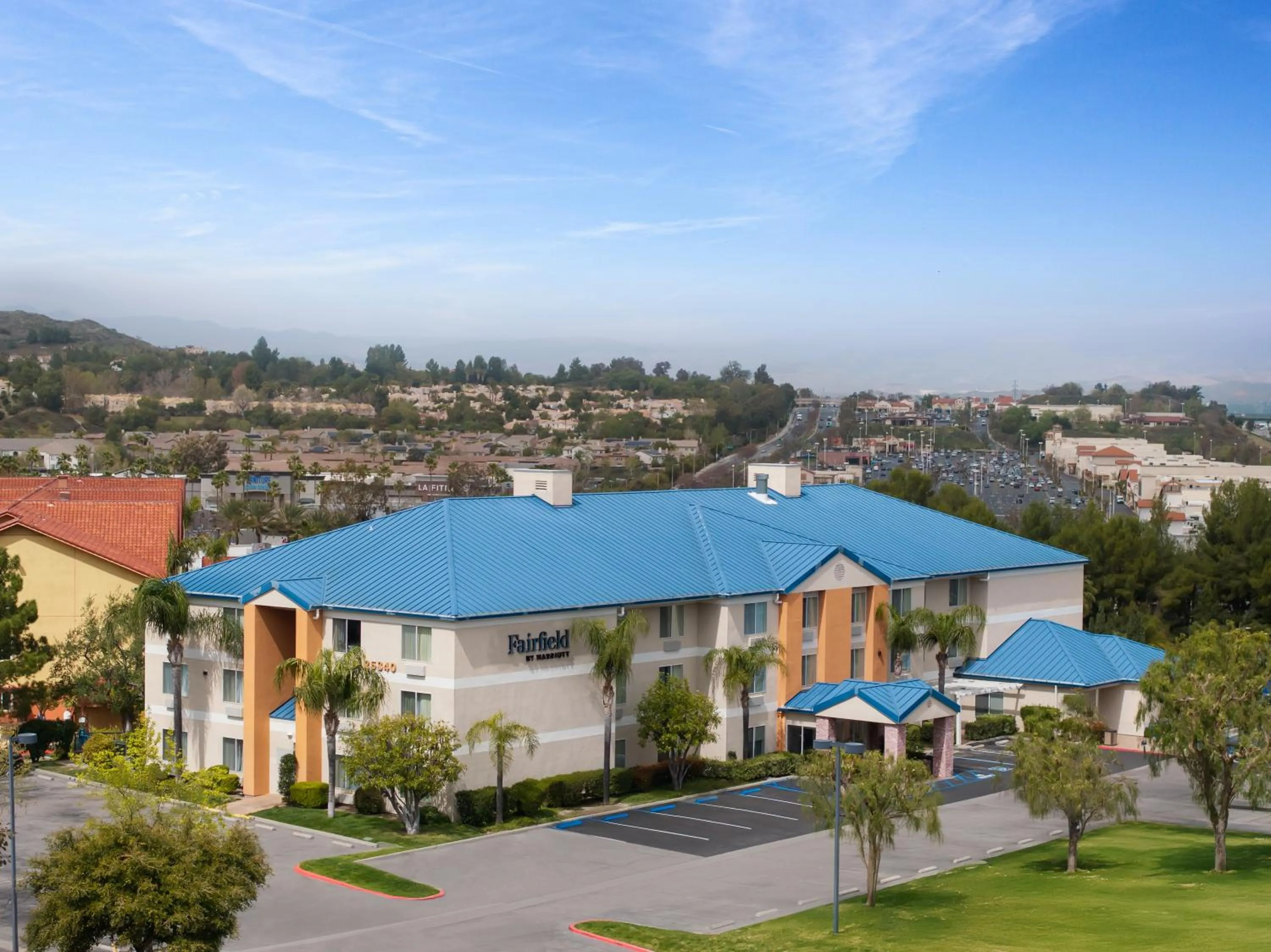 Property building in Fairfield Inn by Marriott Santa Clarita Valencia