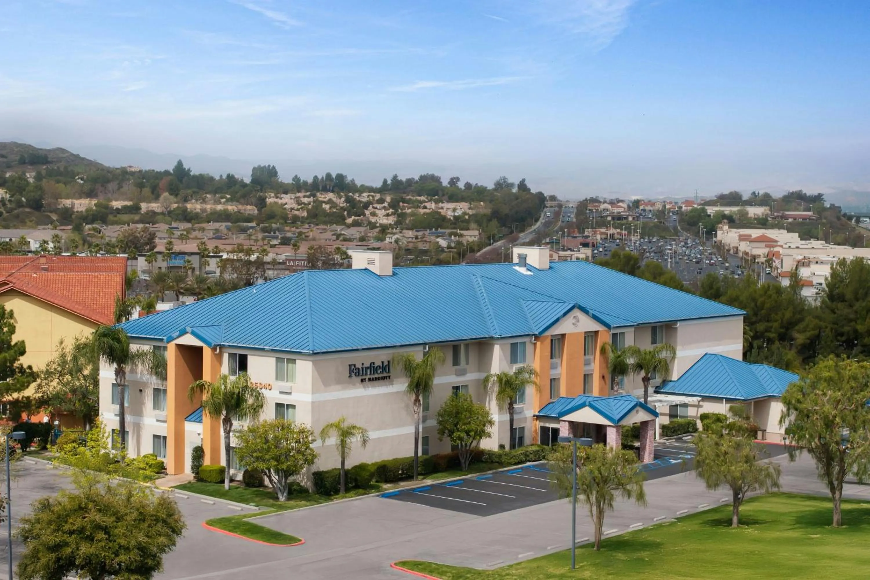 Property building in Fairfield Inn by Marriott Santa Clarita Valencia