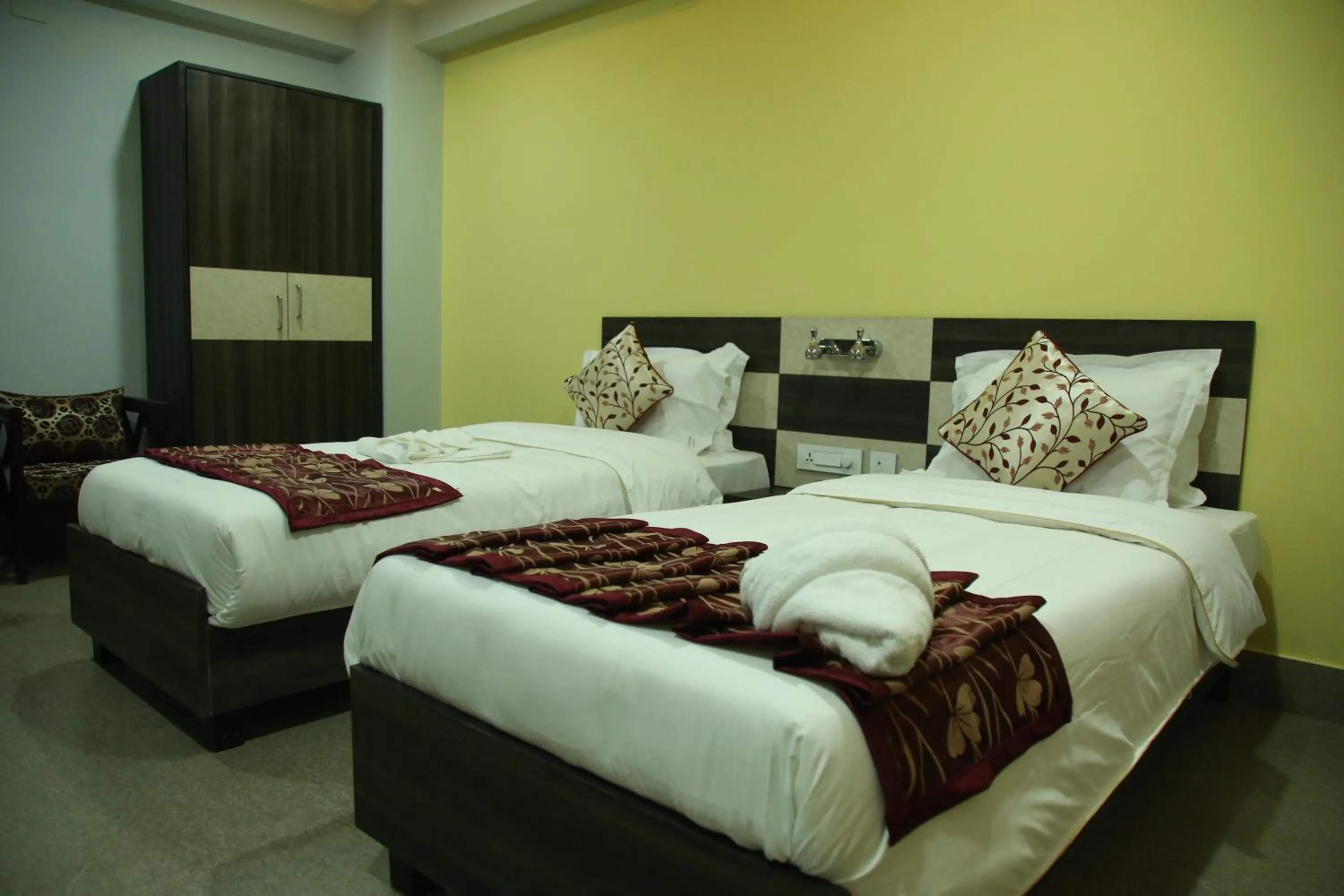 Bedroom, Bed in The Loft Hotel, Siliguri
