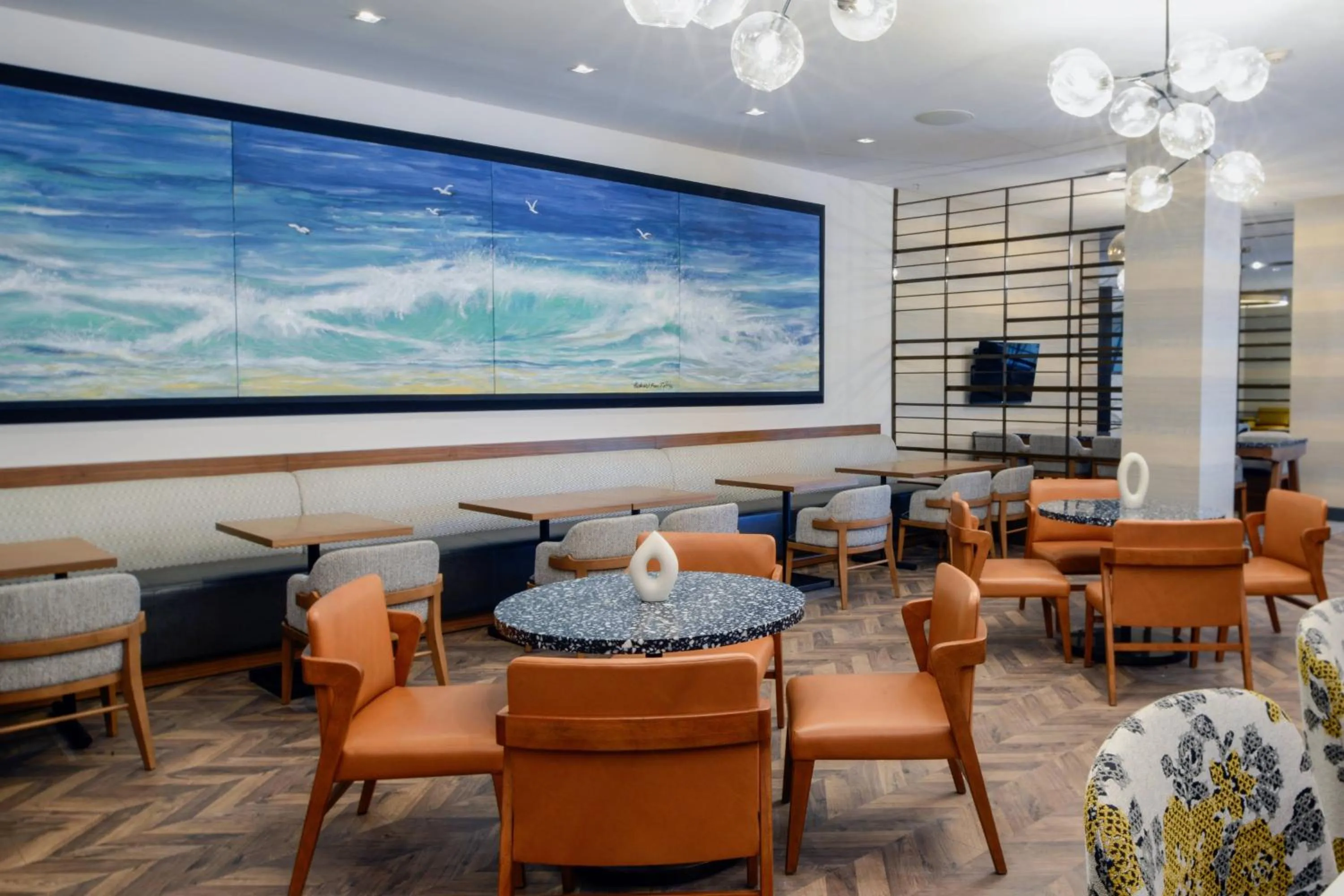 Lounge or bar in Long Beach Marriott