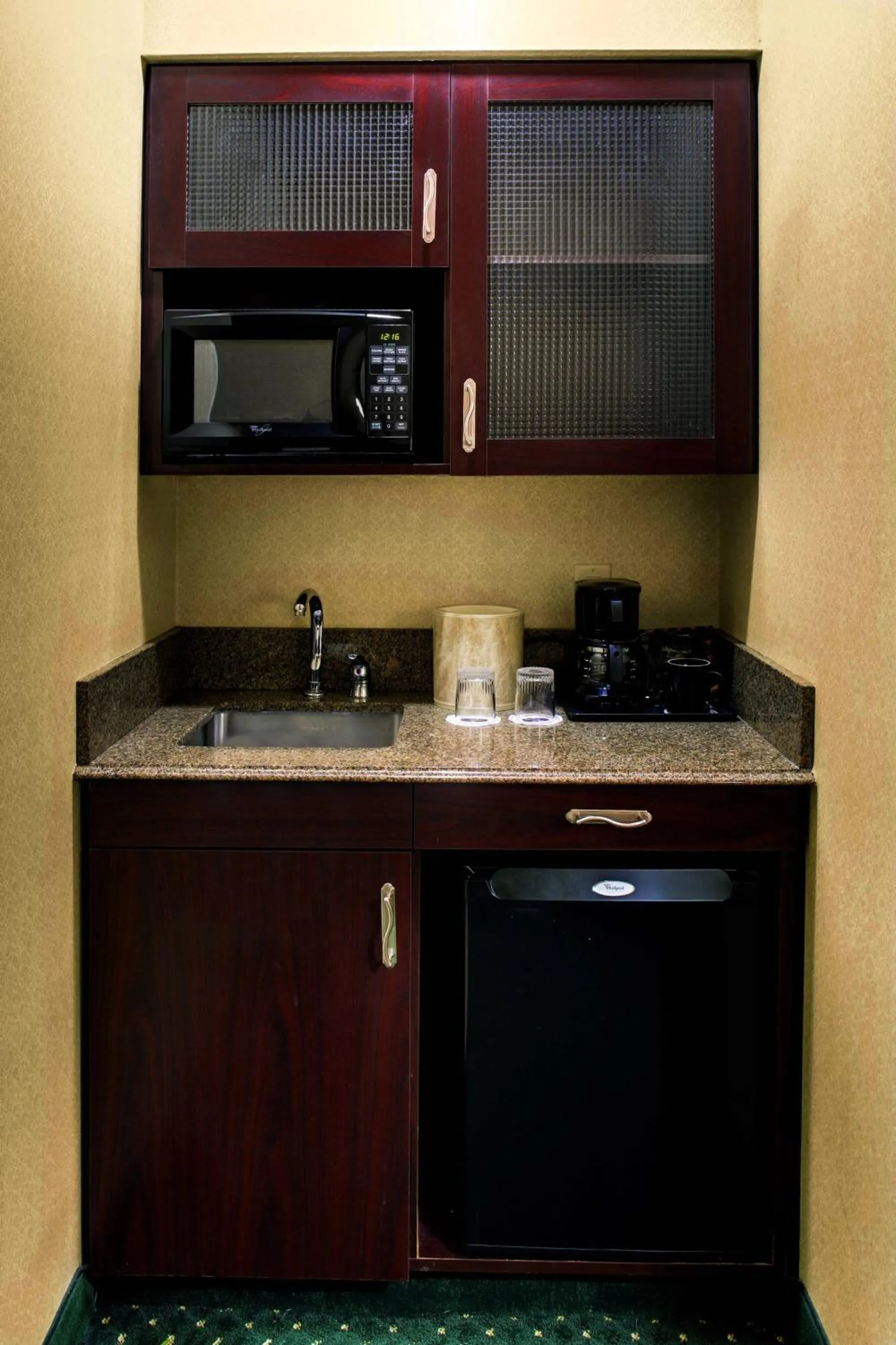 Lounge or bar in SpringHill Suites Memphis Downtown