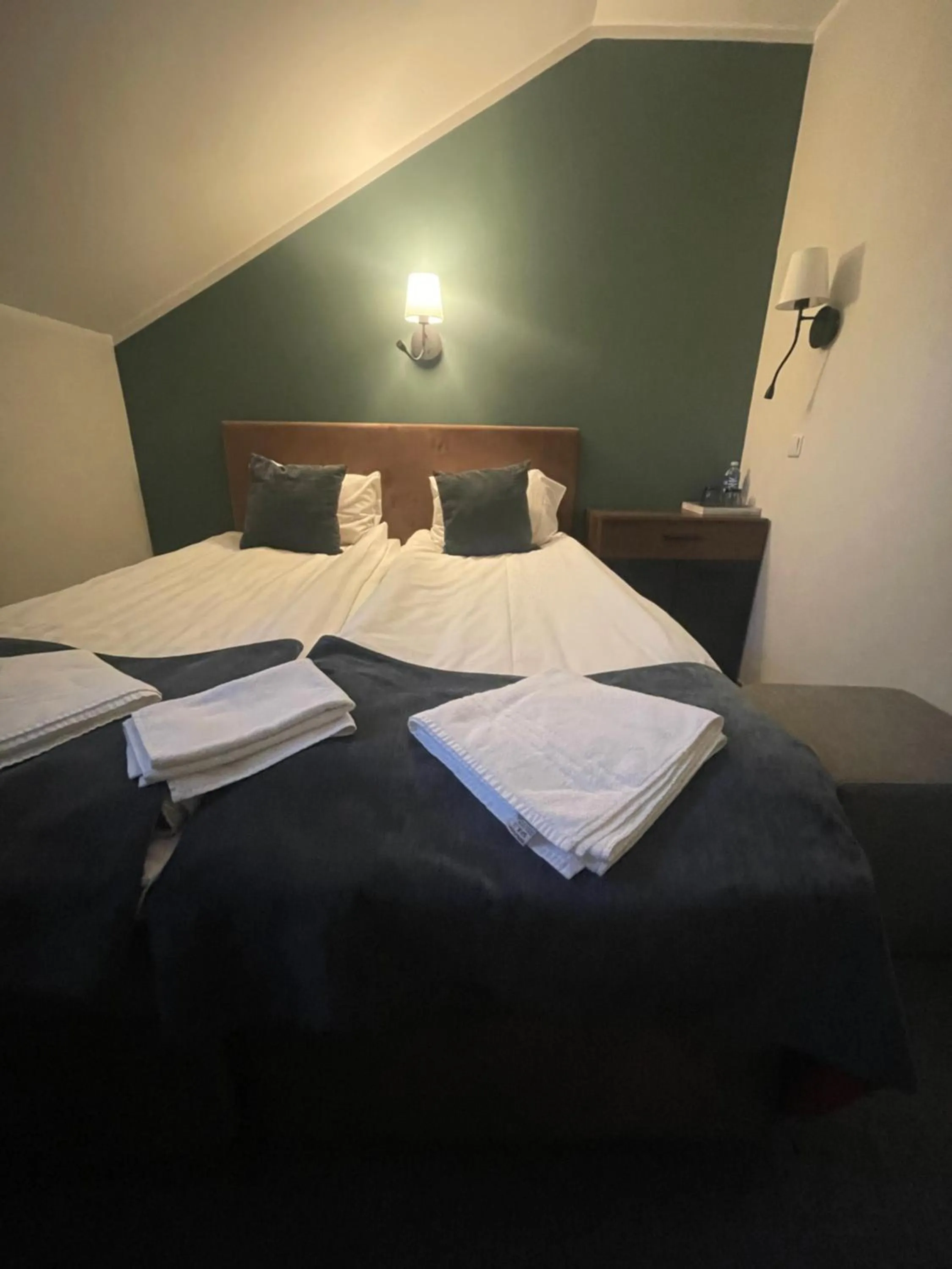 Bed in Apple Economy Hotel