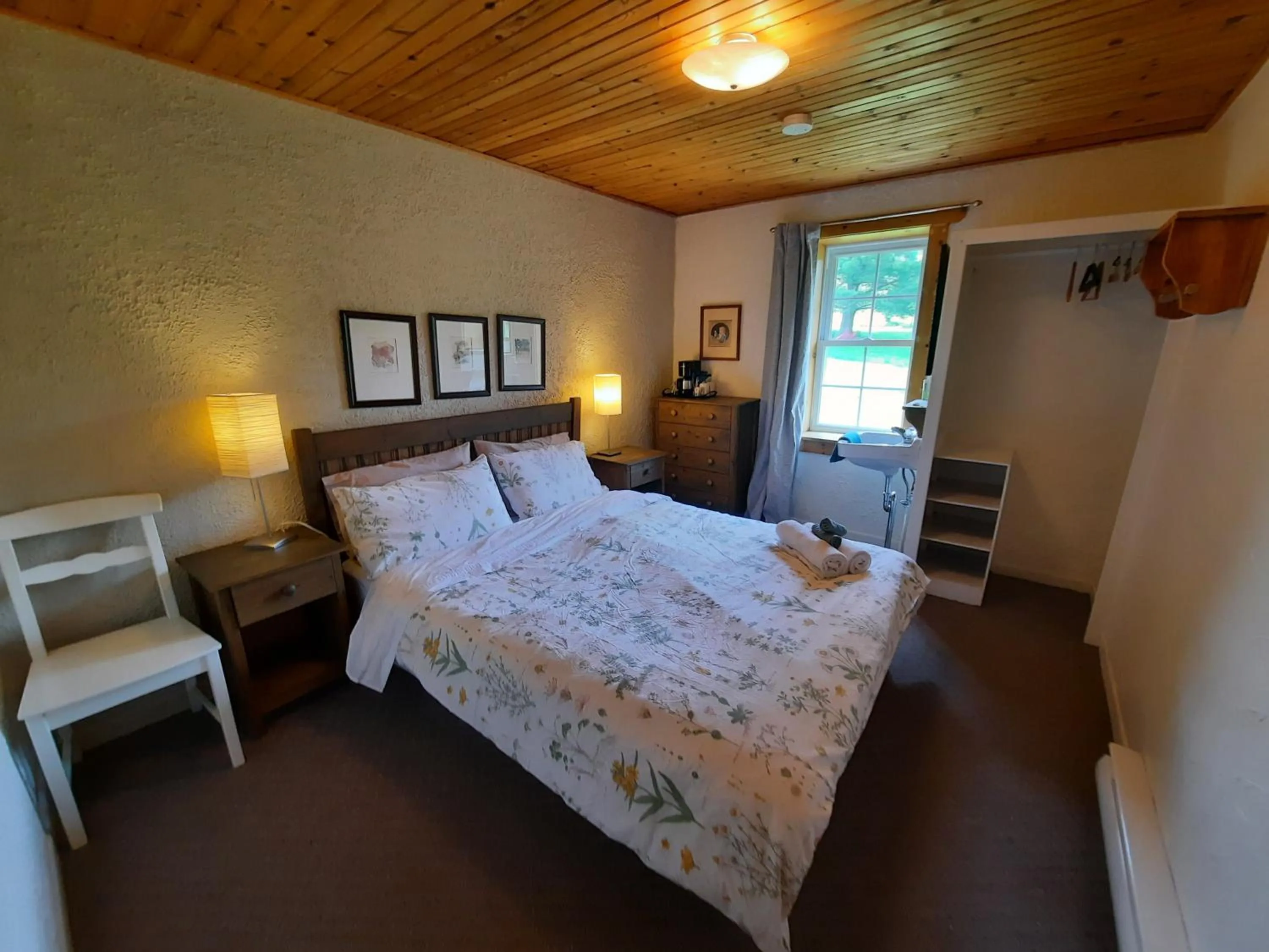 Double Room with Shared Bathroom in Auberge Schweizer
