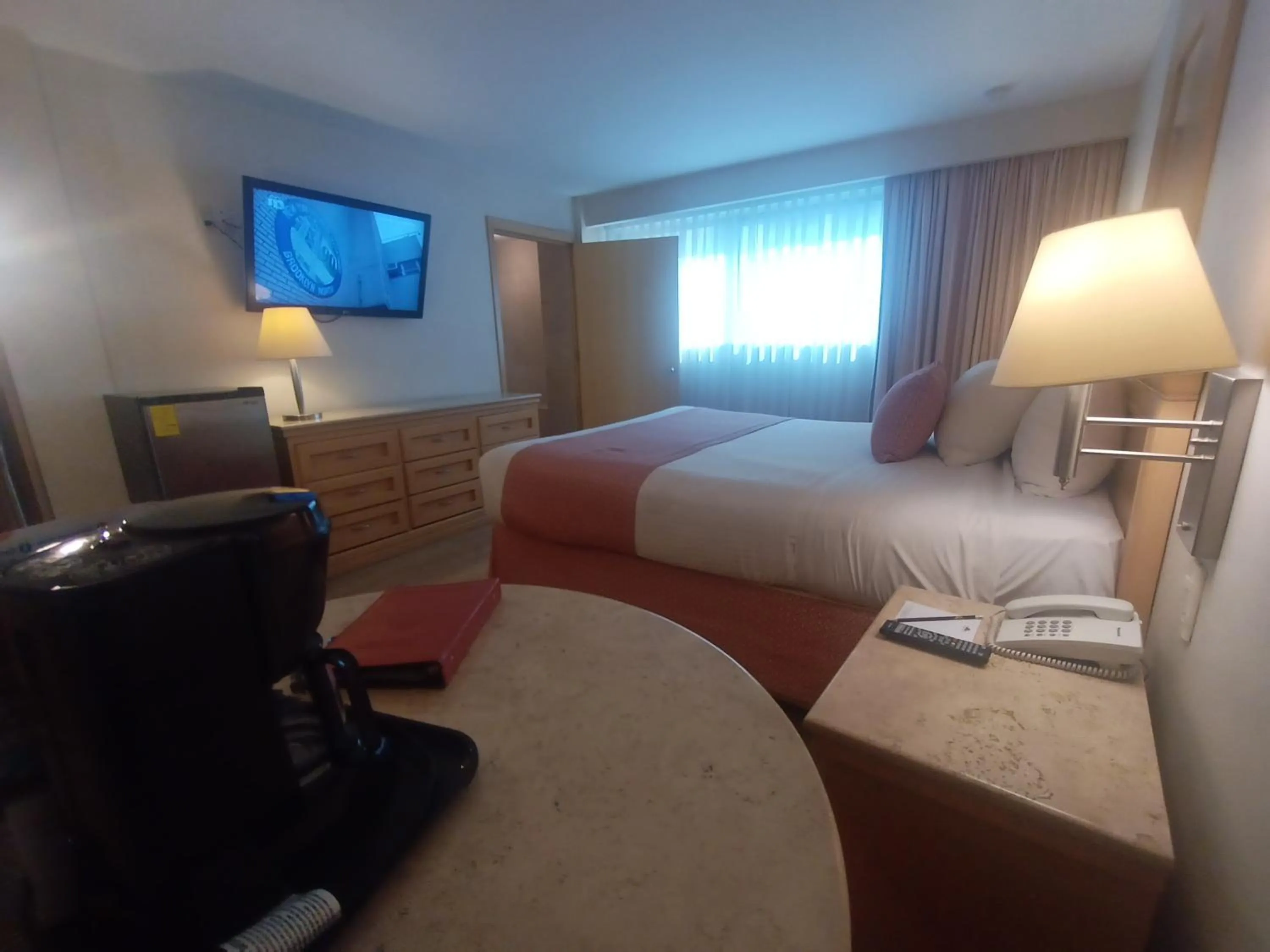 Bed in Hotel Palacio Azteca Tijuana, Trademark by Wyndham