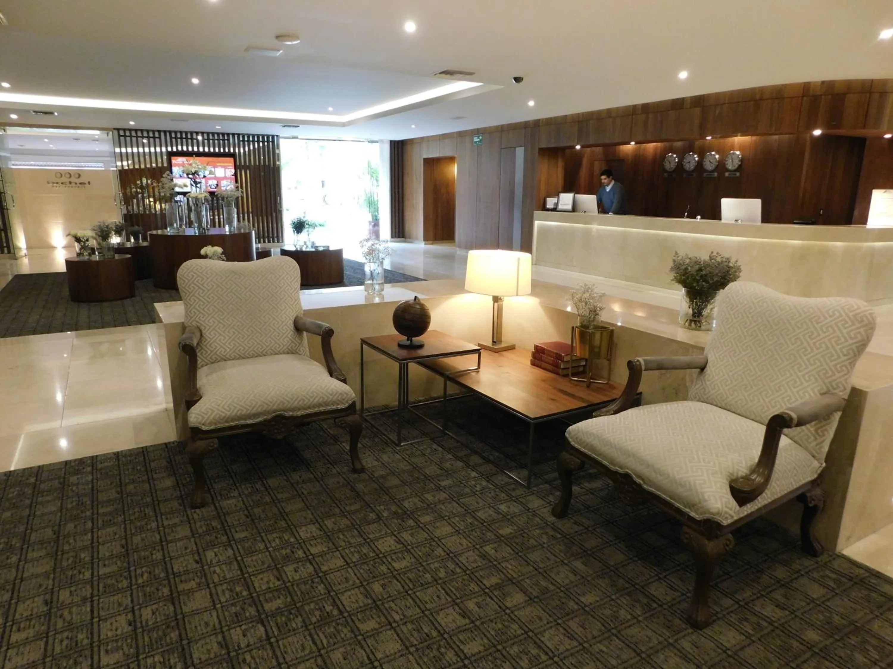 Lobby or reception in Hotel Palacio Azteca Tijuana, Trademark by Wyndham