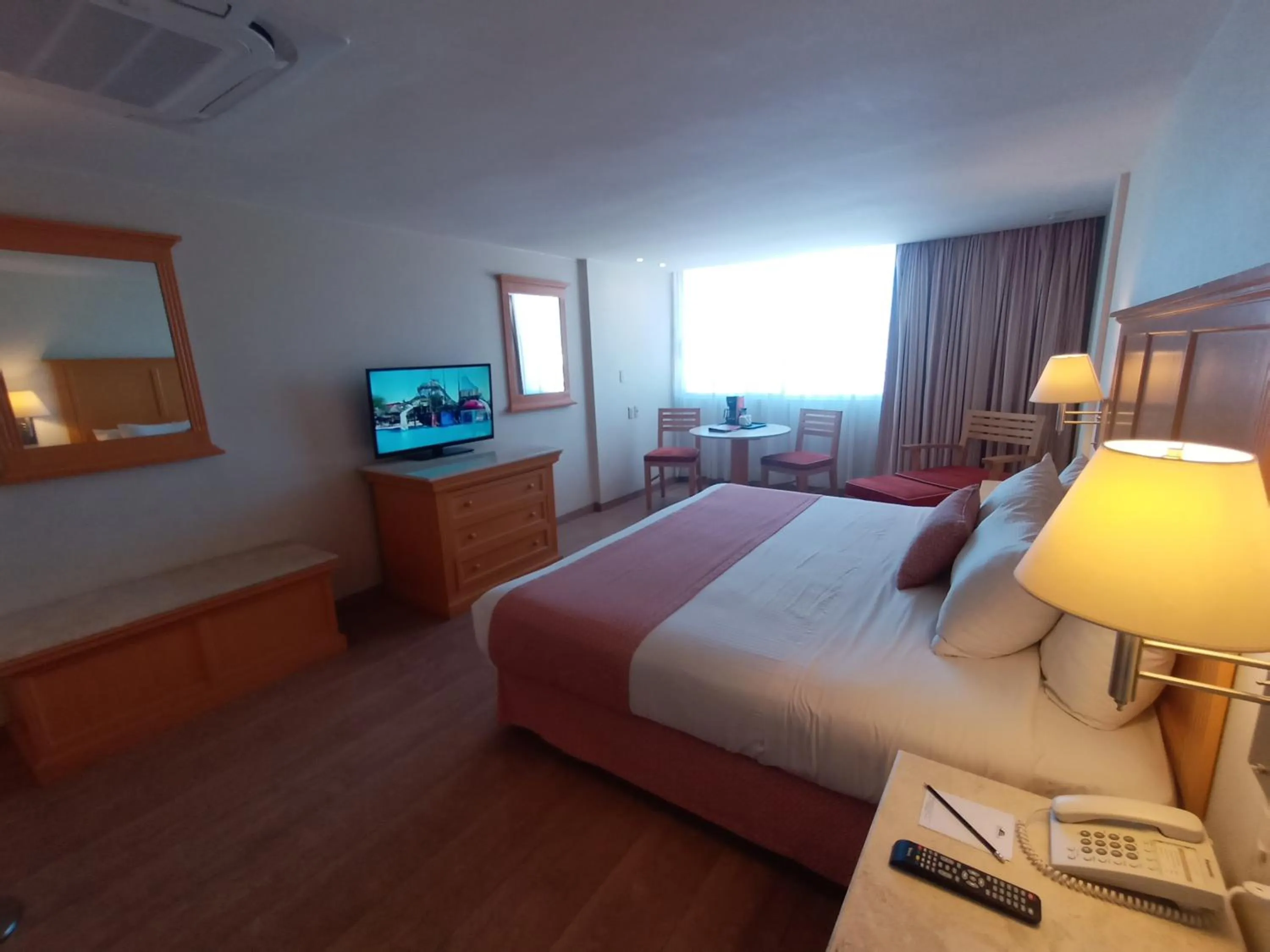 Bed in Hotel Palacio Azteca Tijuana, Trademark by Wyndham