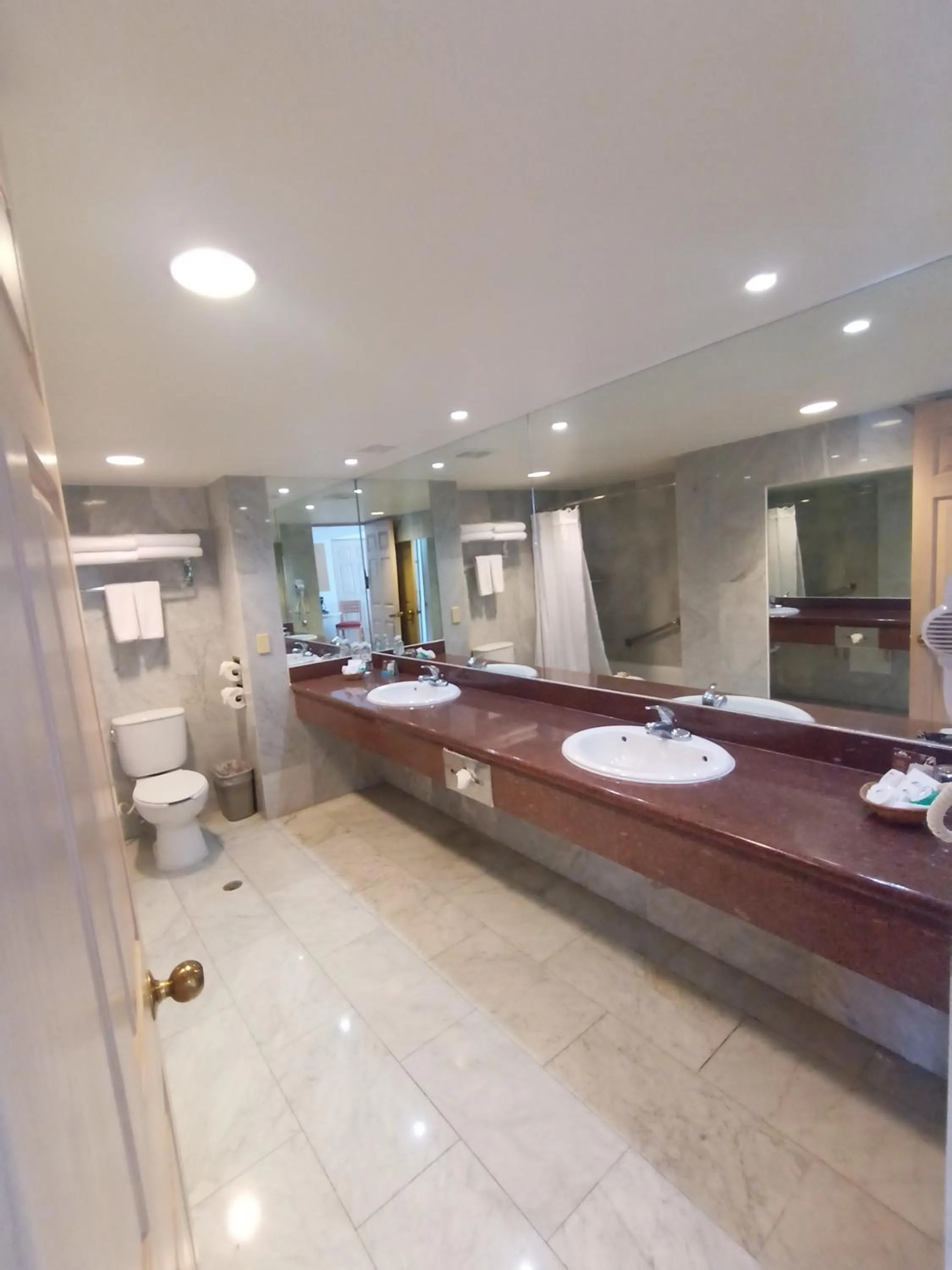 Hotel Palacio Azteca Tijuana, Trademark by Wyndham