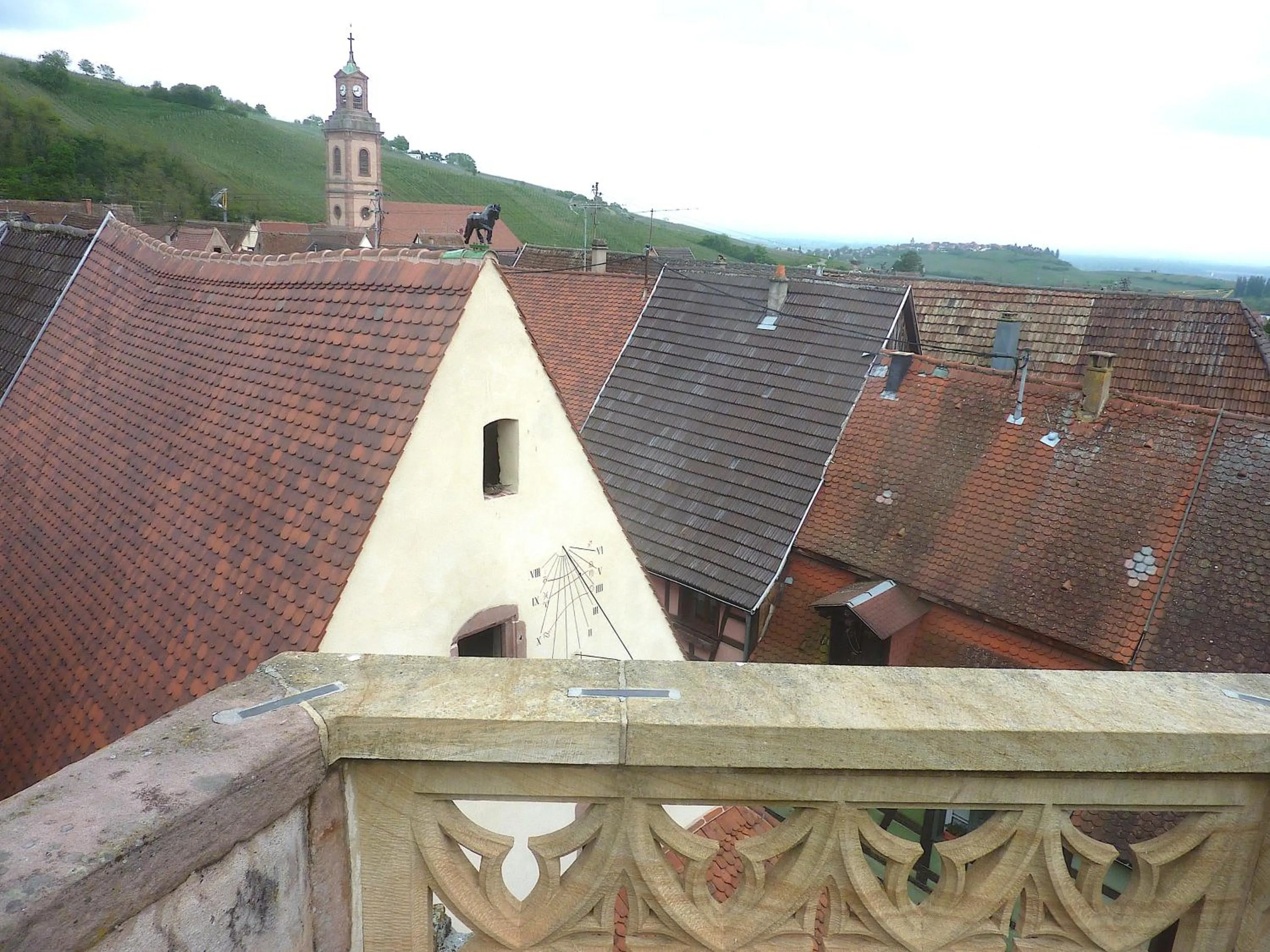 Balcony/Terrace in ADRIHOF à Riquewihr, Cour de l'Abbaye d'Autrey